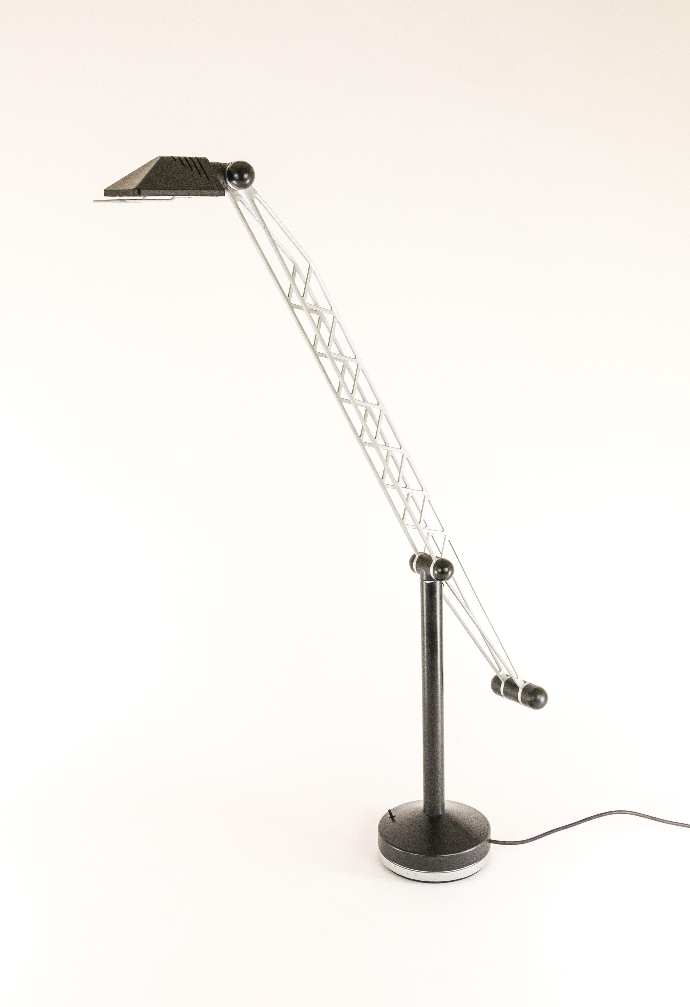 Mid-Century Modern Lampe de table Leader de Barbieri & Marianelli pour Tronconi, années 1980 en vente
