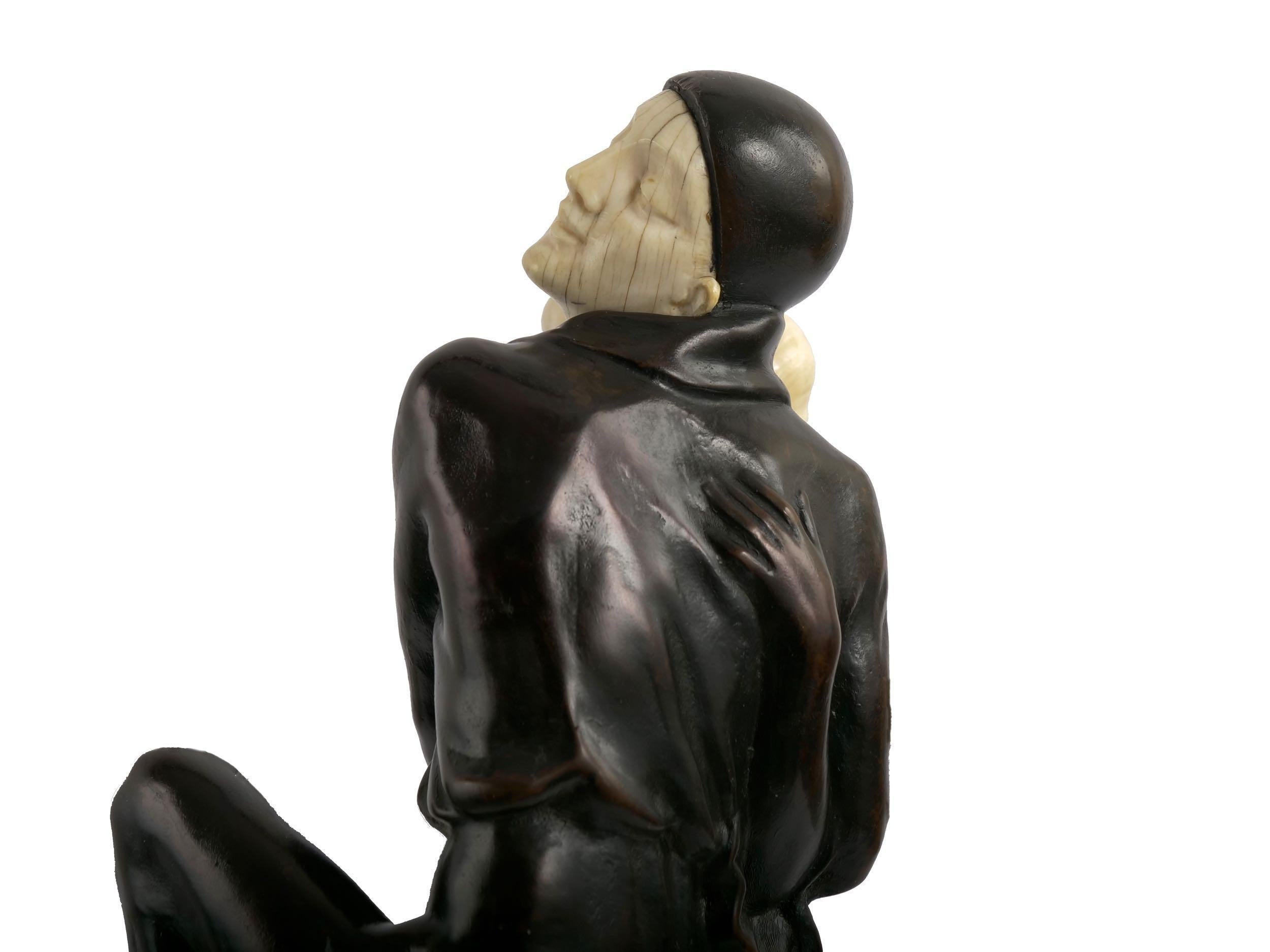 “Leading Pierrot” a Rare Art Deco French Bronze Sculpture by Peter Tereszczuk 9