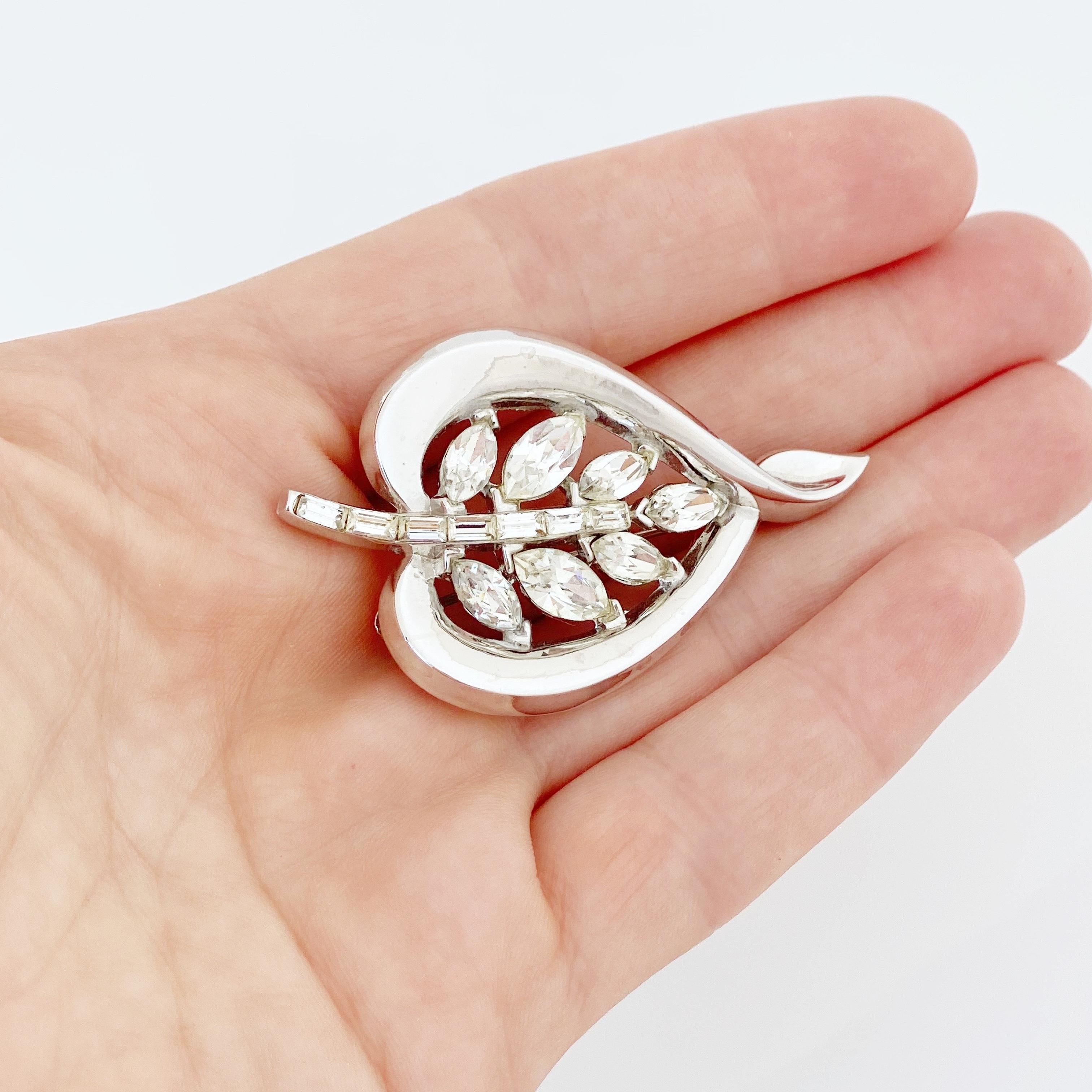 Leaf Brooch With Navettes and Baguettes By Alfred Philippe For Crown Trifari For Sale 2
