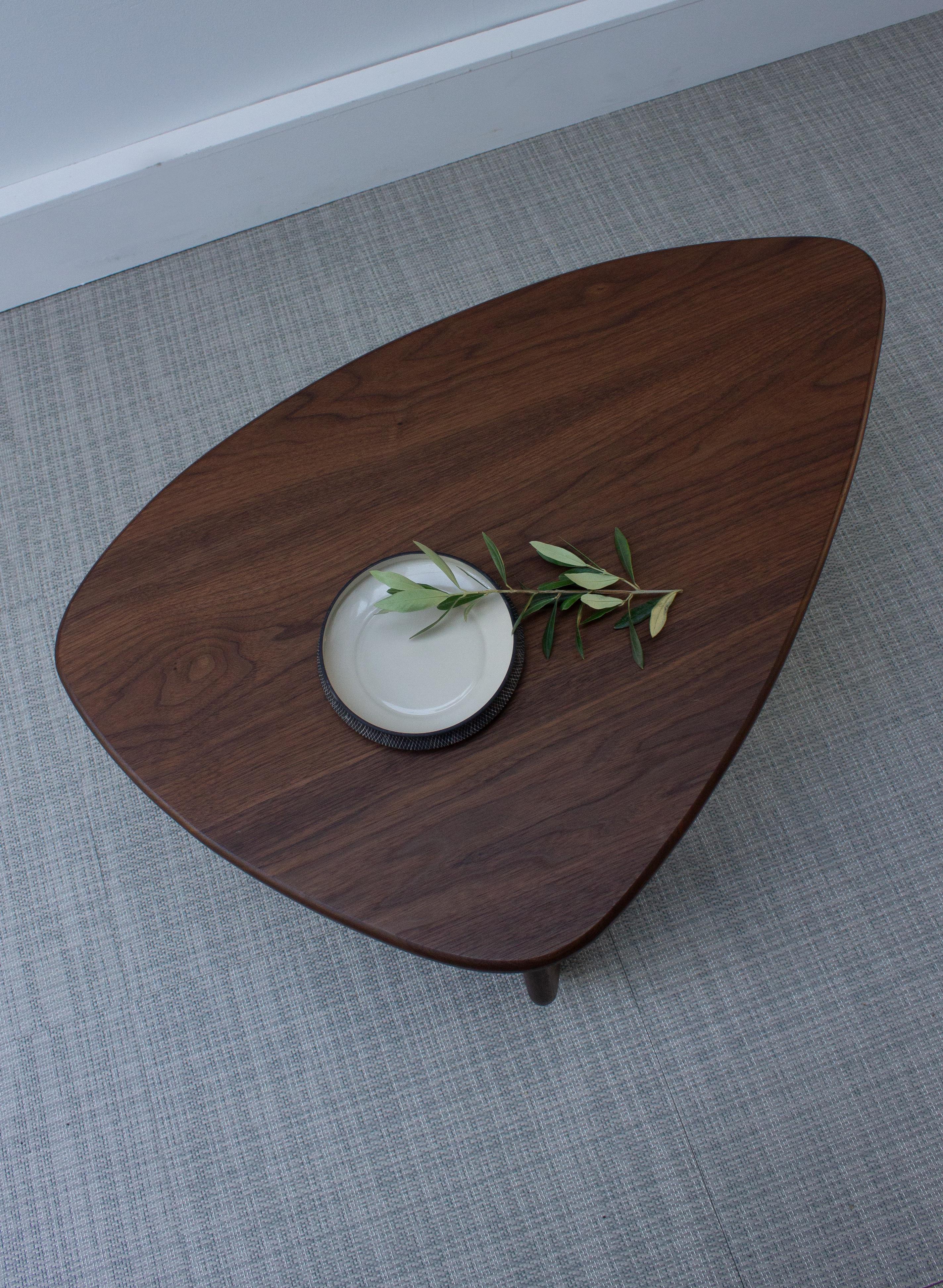 Organic Modern Leaf Coffee Table For Sale