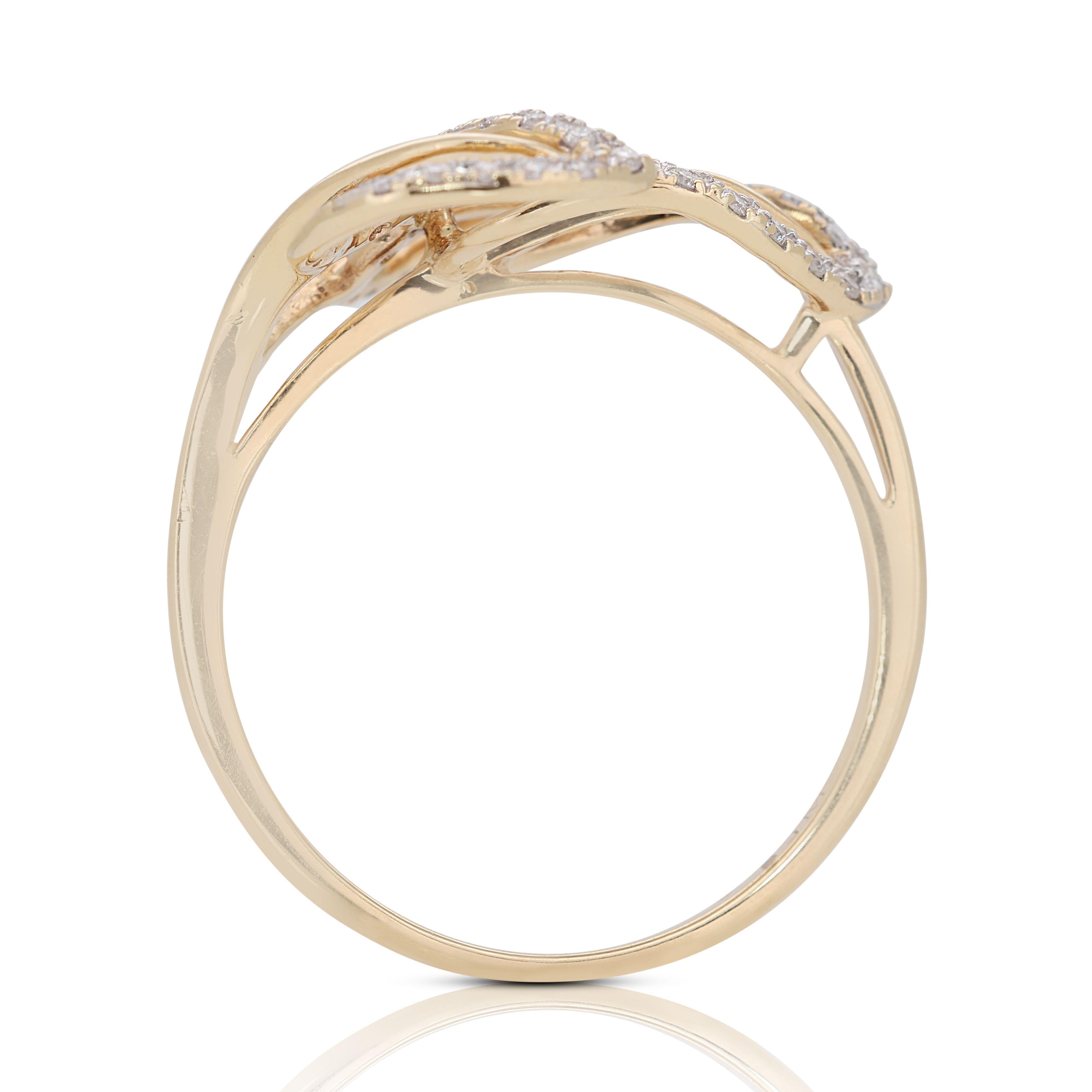 Women's Leaf Design 14K Yellow Gold Ring with 0.240 Ct Natural Diamonds For Sale