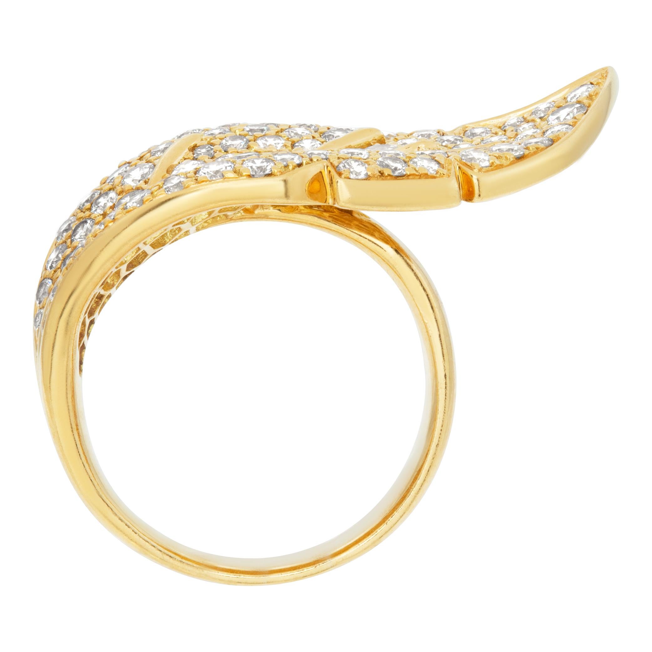 Women's Leaf diamond ring in yellow gold For Sale