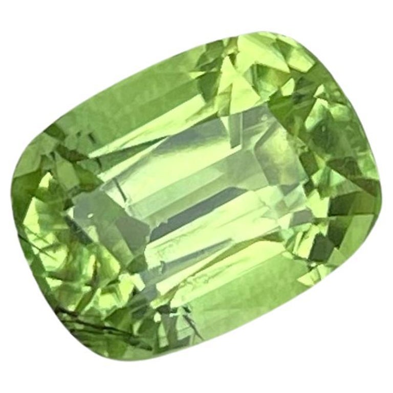 Leaf Green Peridot from Pakistan 4.46 Carats Peridot Stone Peridot for
