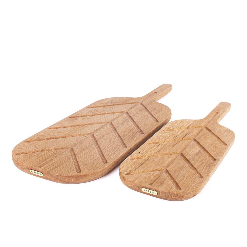 Minimaliste Planches de service en bois de chêne, fabriquées à la main, Leaf en vente