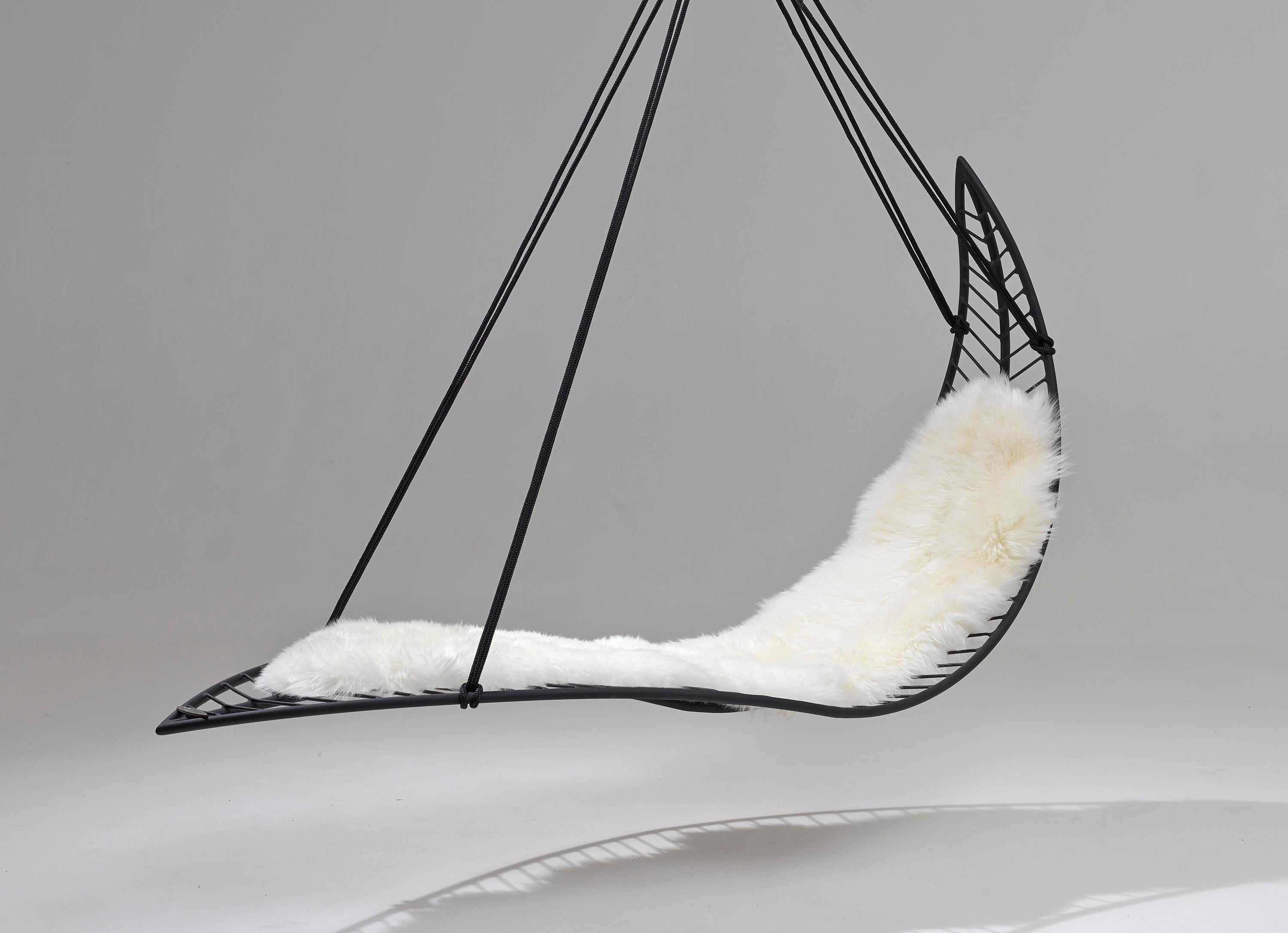 Leaf Hanging Swing Chair Modern Steel In / Outdoor 21st Century Black For Sale 4