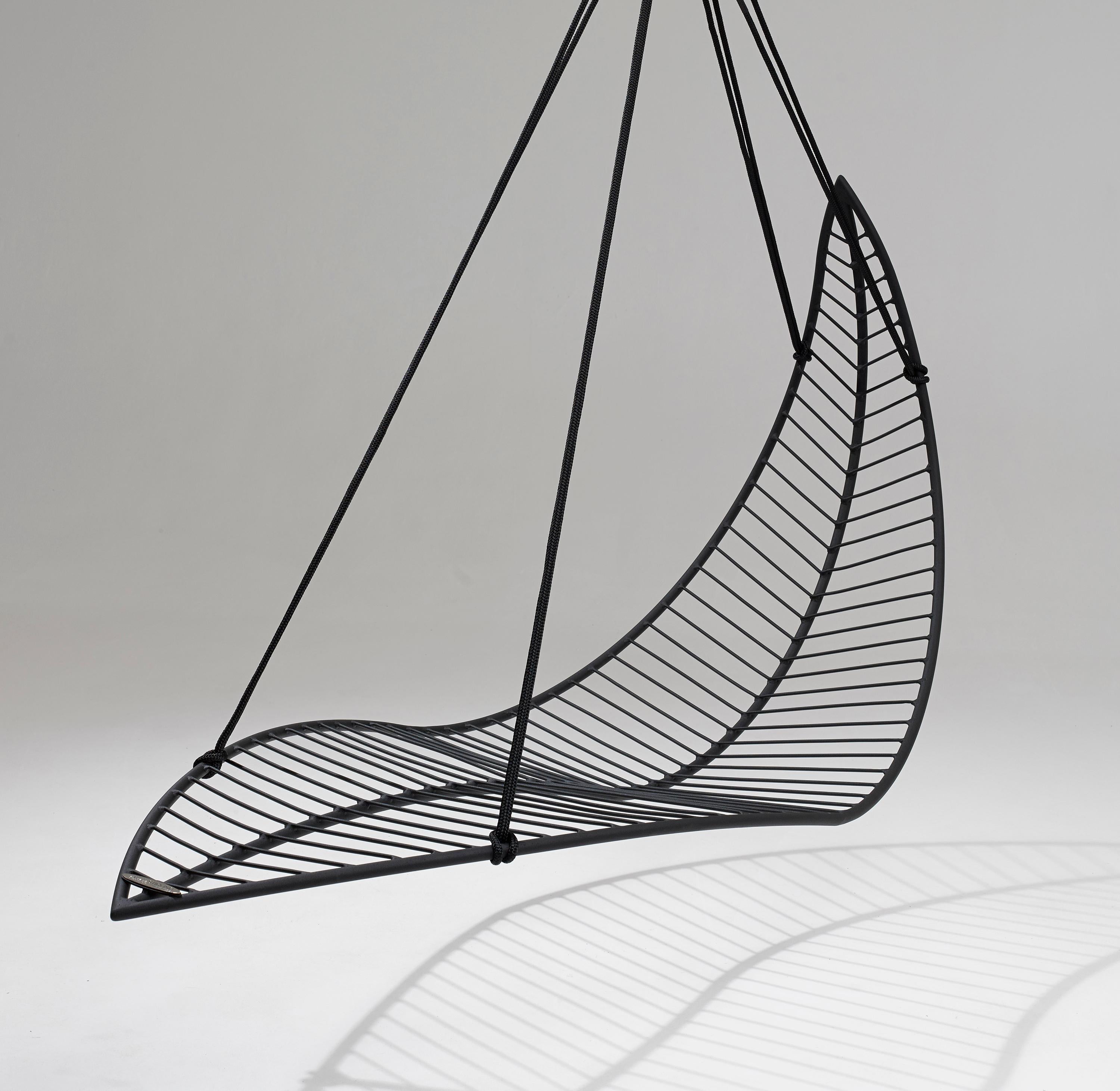 Leaf Hanging Swing Chair Modern Steel In/Outdoor 21st Century Base Legs White 3