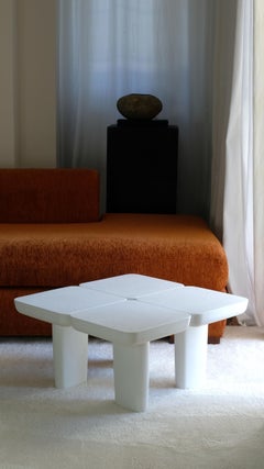 LEAF IV, mesa minimalista contemporánea, fabricada en Grecia
