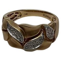 Anillo de oro amarillo de 14 quilates con pavé inspirado en la naturaleza