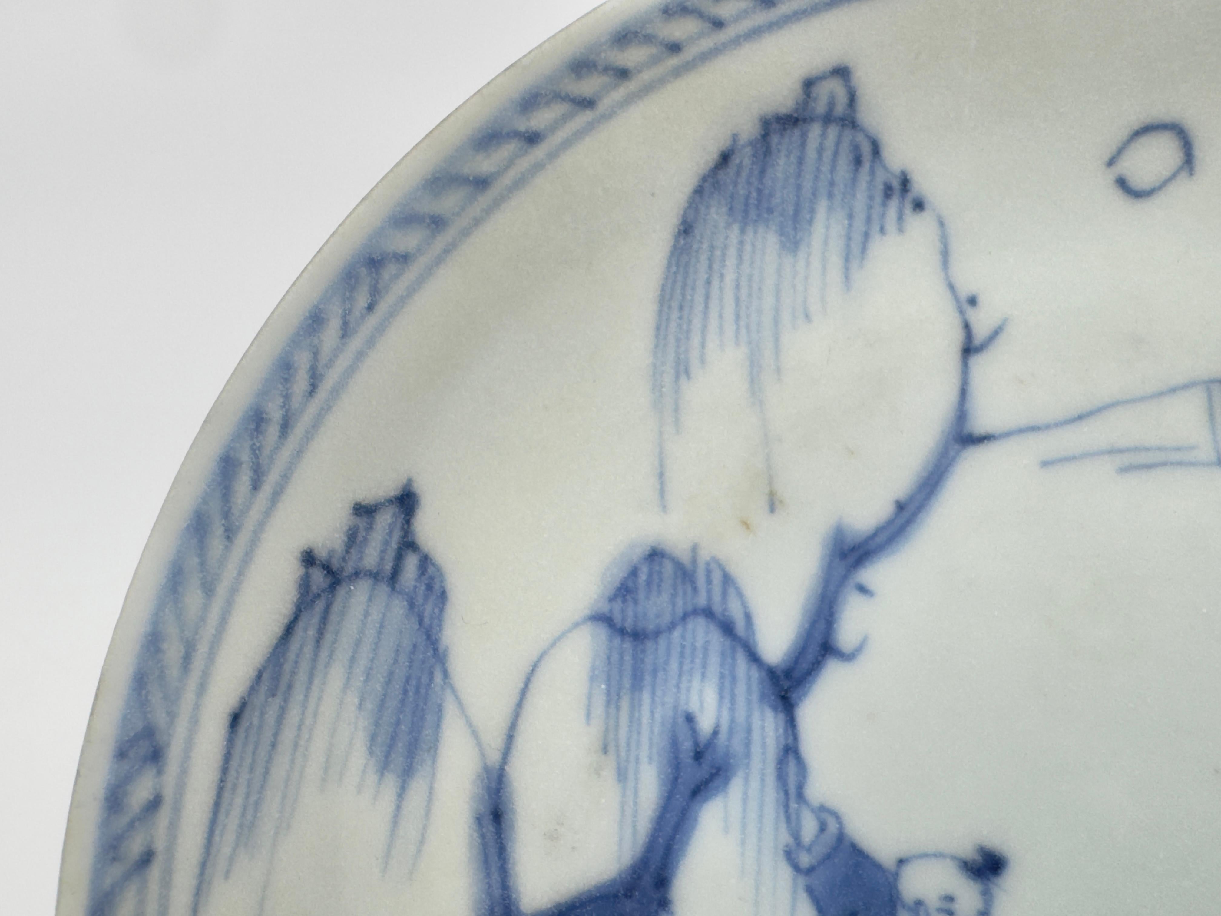 Glazed Leaf Passing Blue and White Saucer Circa 1725, Qing Dynasty, Yongzheng Reign For Sale