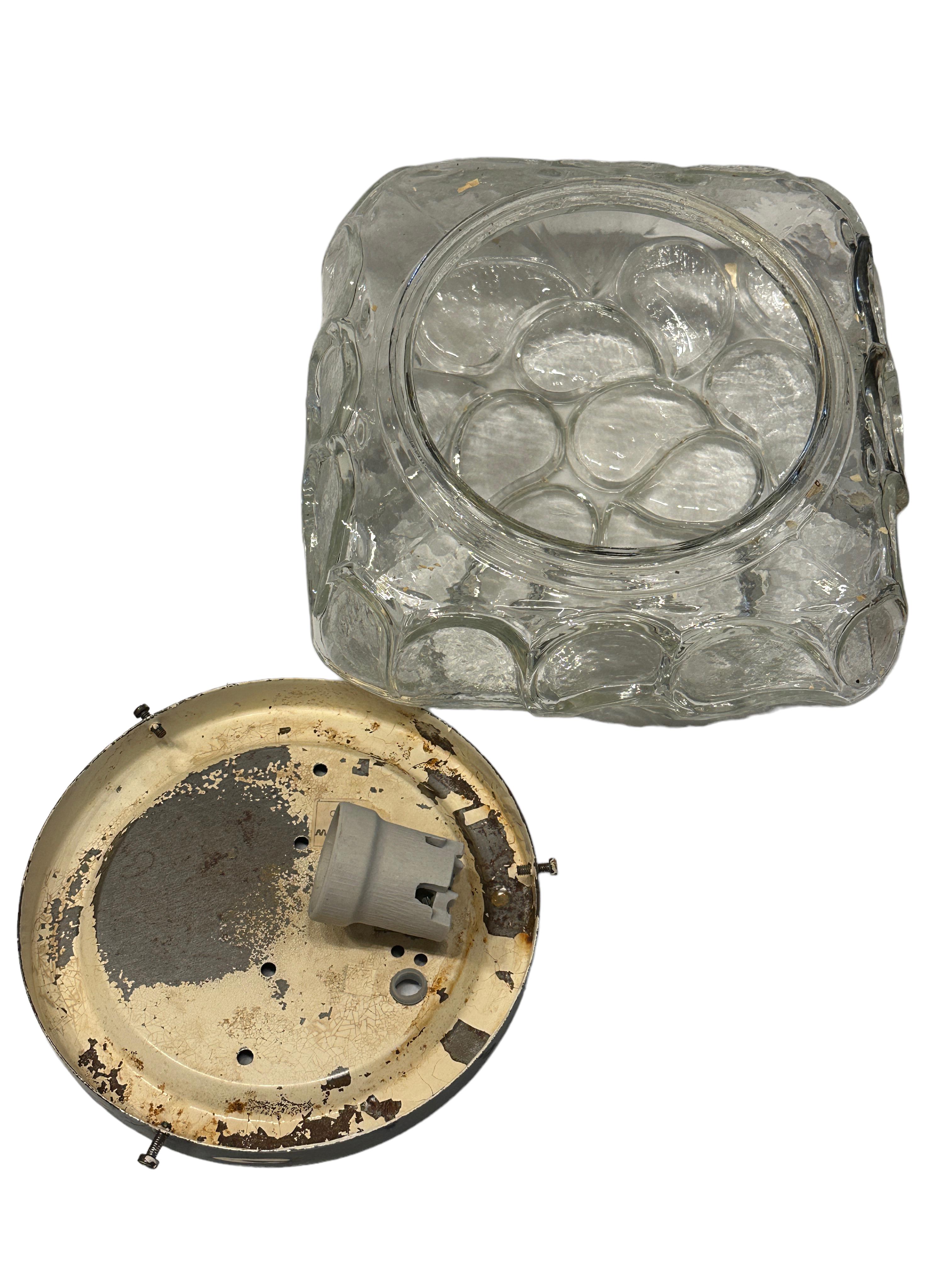 Métal Applique ou éclairage encastré en verre à motif de feuille vintage allemand RZB Leuchten, années 1960 en vente