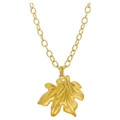 Leaf pendant in 22 Karat gold