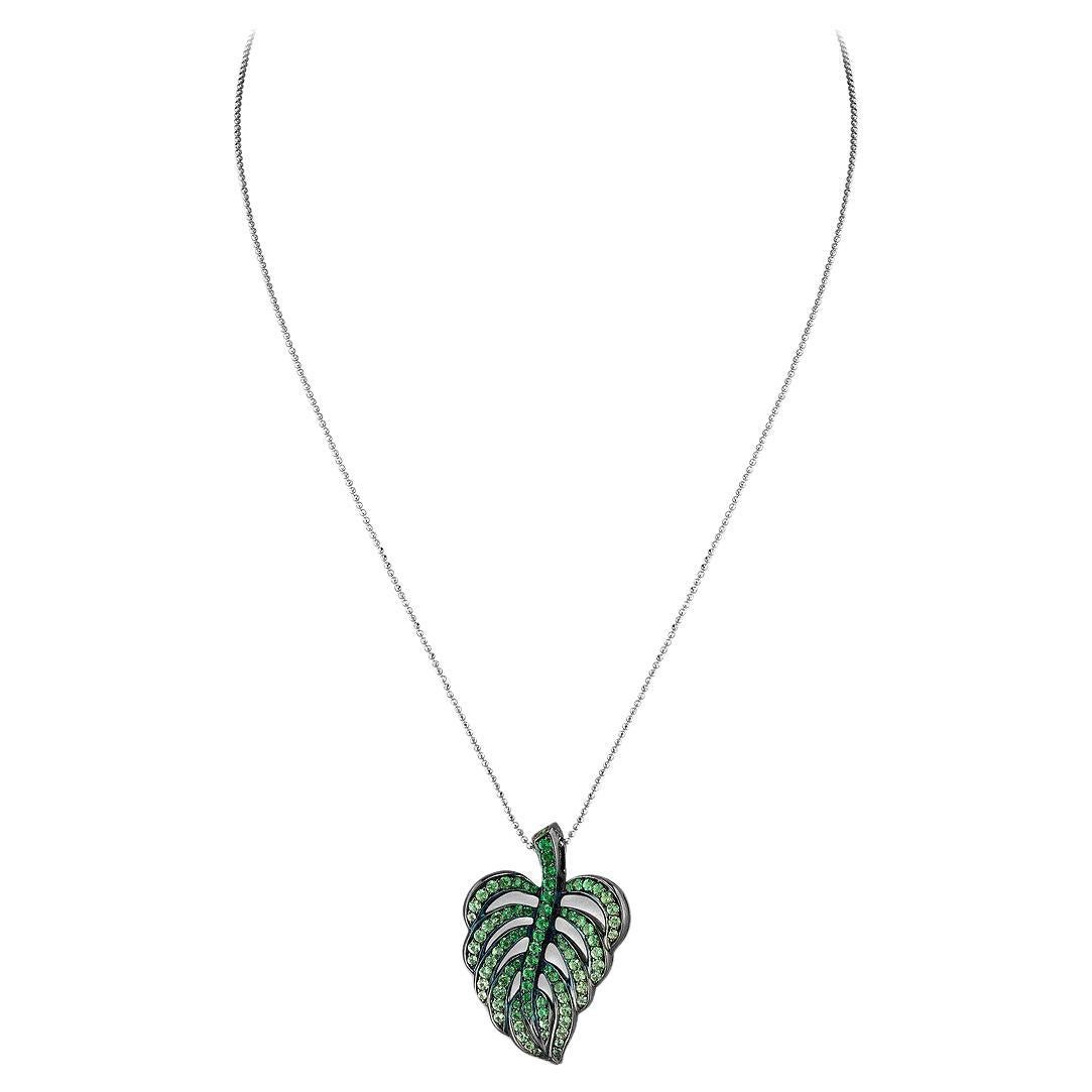 Leaf Pendant Necklace For Sale