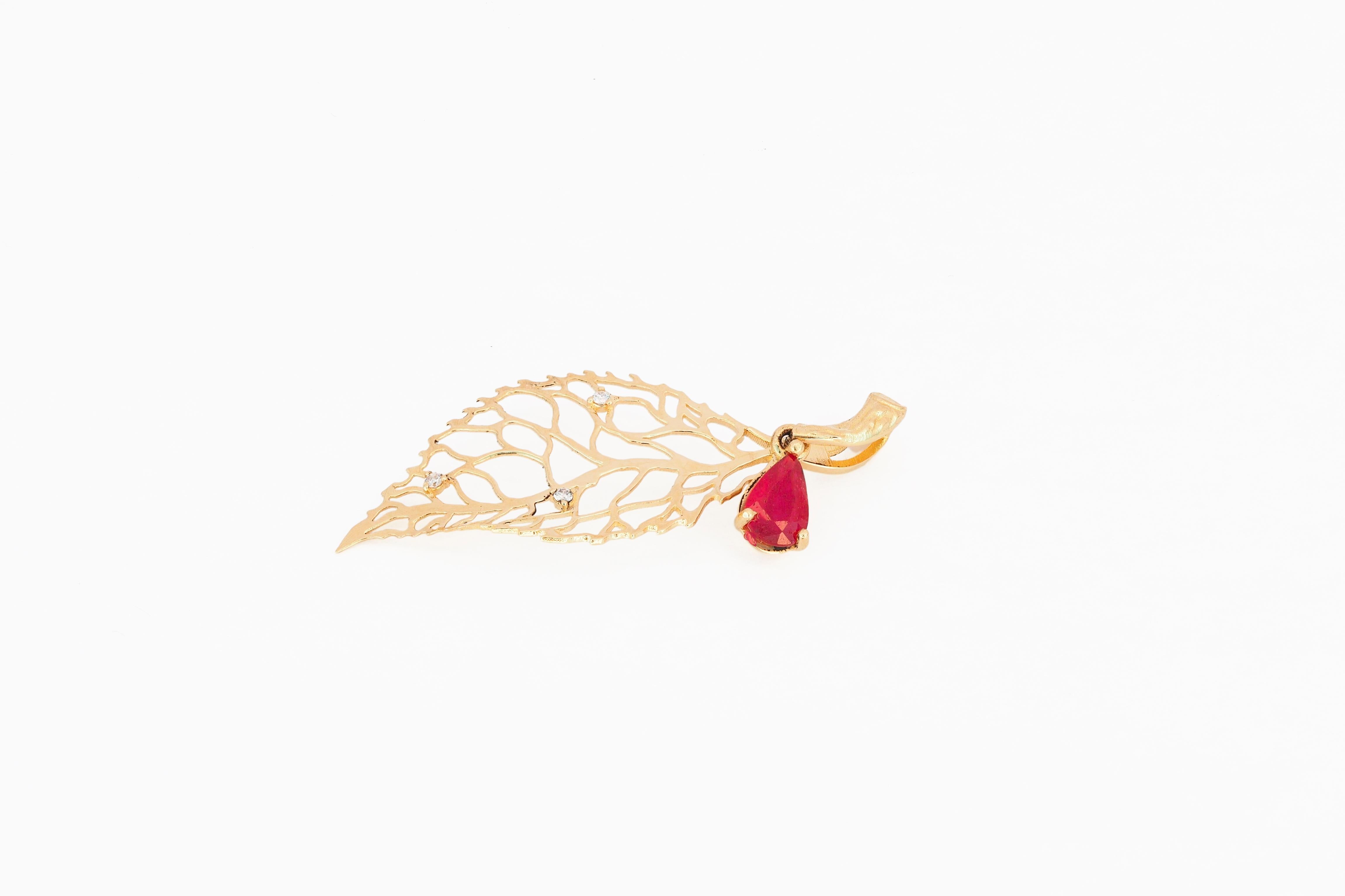 Pear Cut Leaf pendant with ruby and diamonds.  For Sale