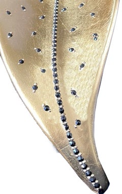 Leaf Shape Metal Jet Crystals and Burnt Peacock