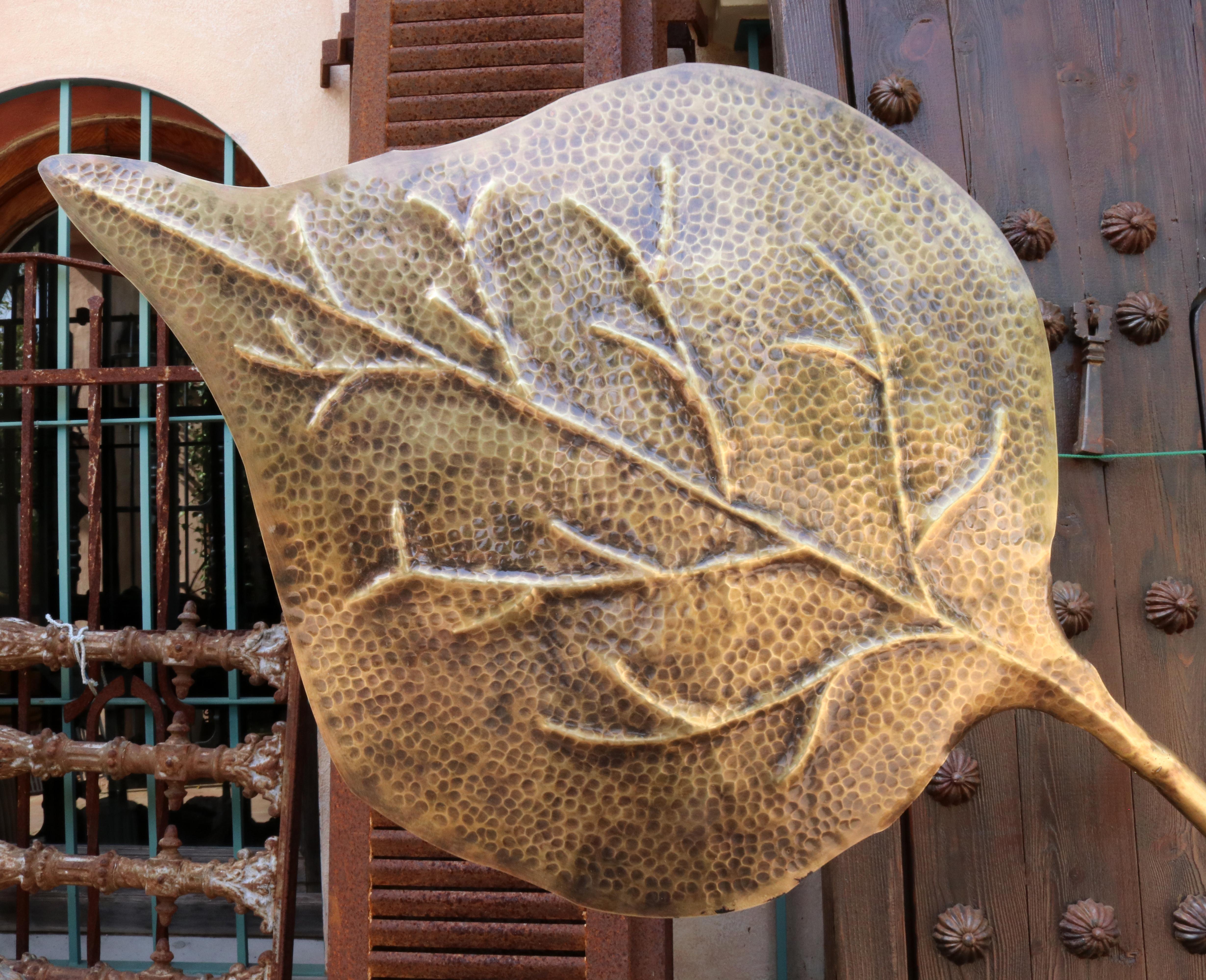 Leaf Shaped 3-Light Brass Standing Lamp 3