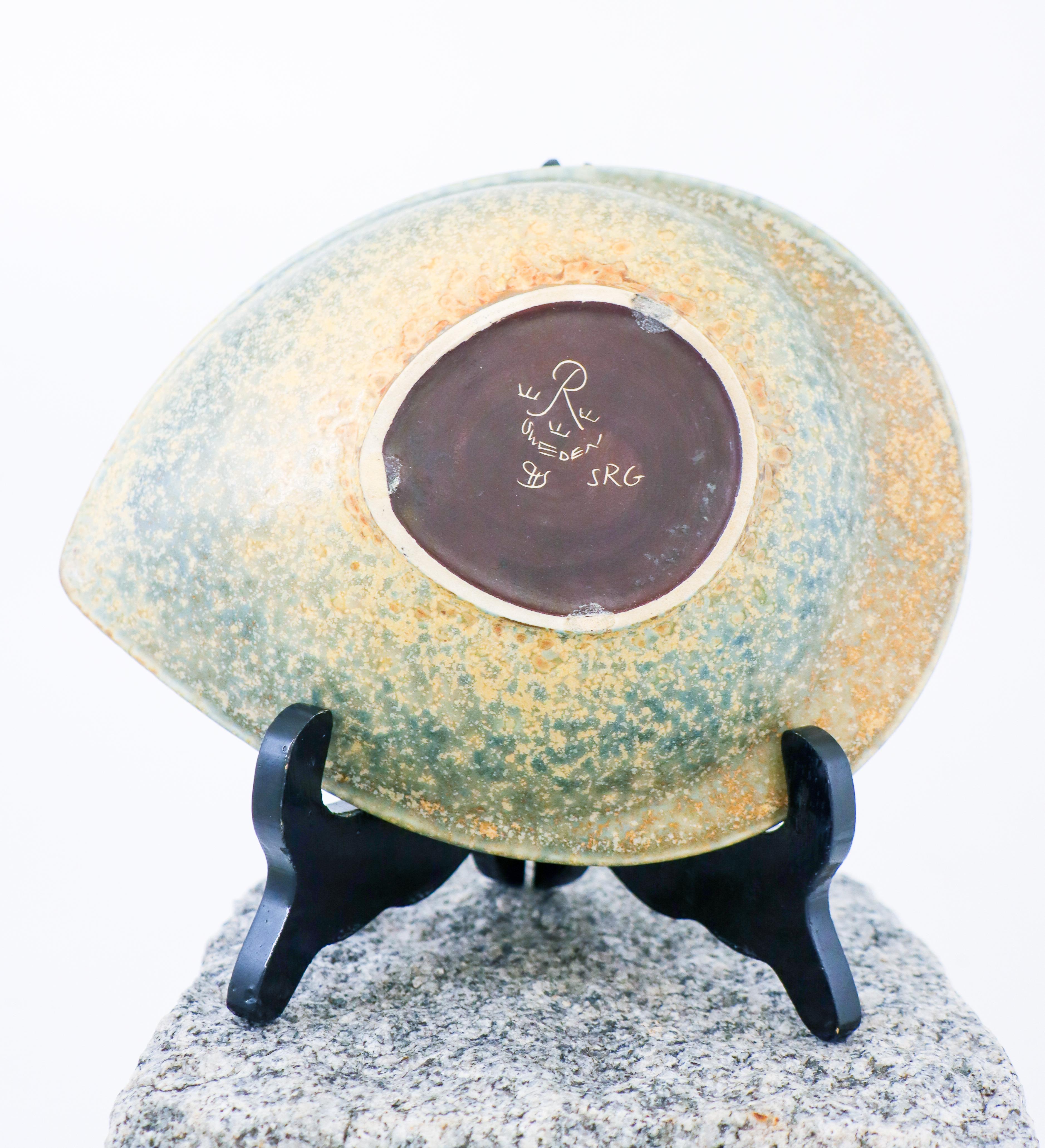 Glazed Leaf shaped Bowl - Lovely Glaze - Carl-Harry Stålhane - Rörstrand - Mid century For Sale