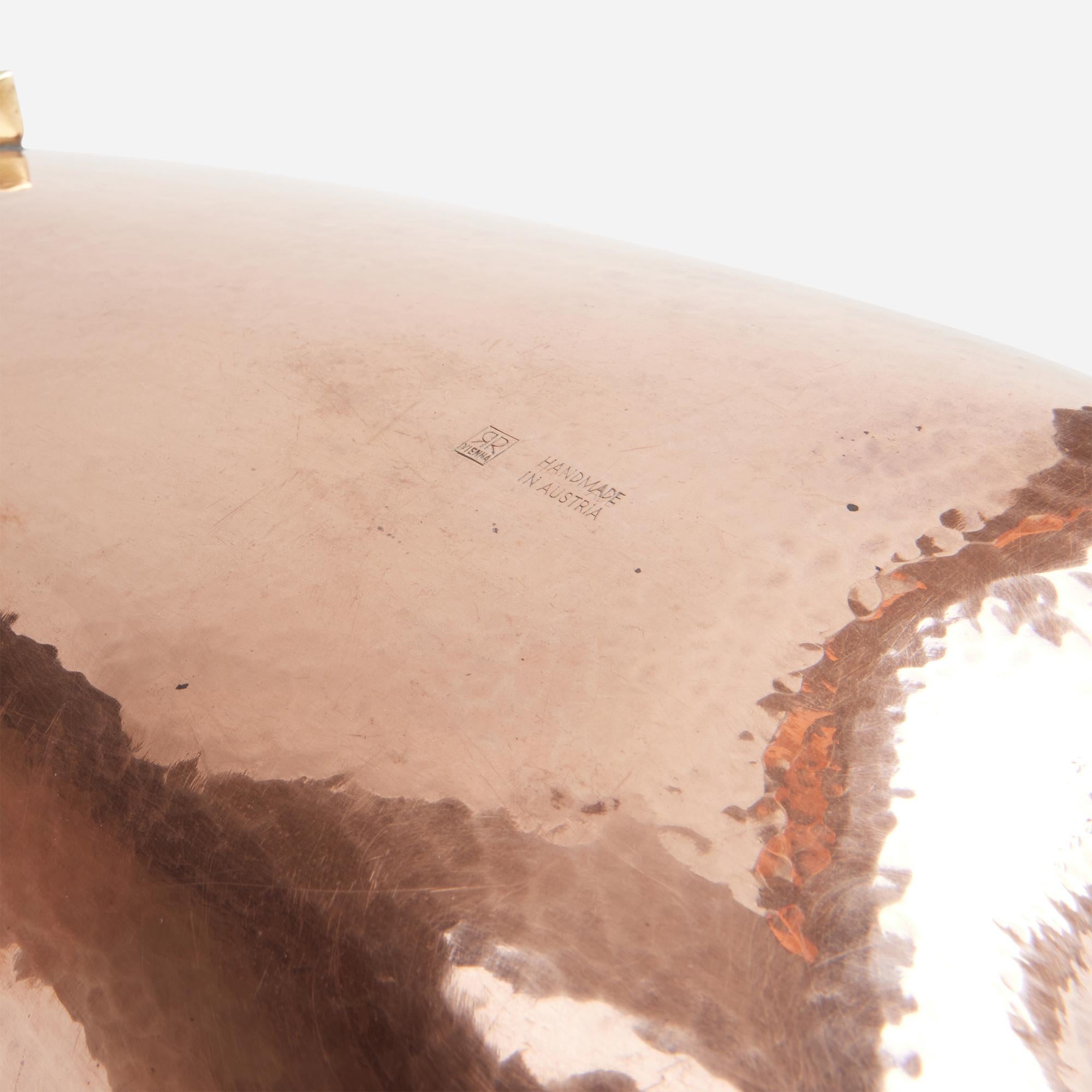 Piatto in rame a forma di foglia di Richard Rohac in vendita 3