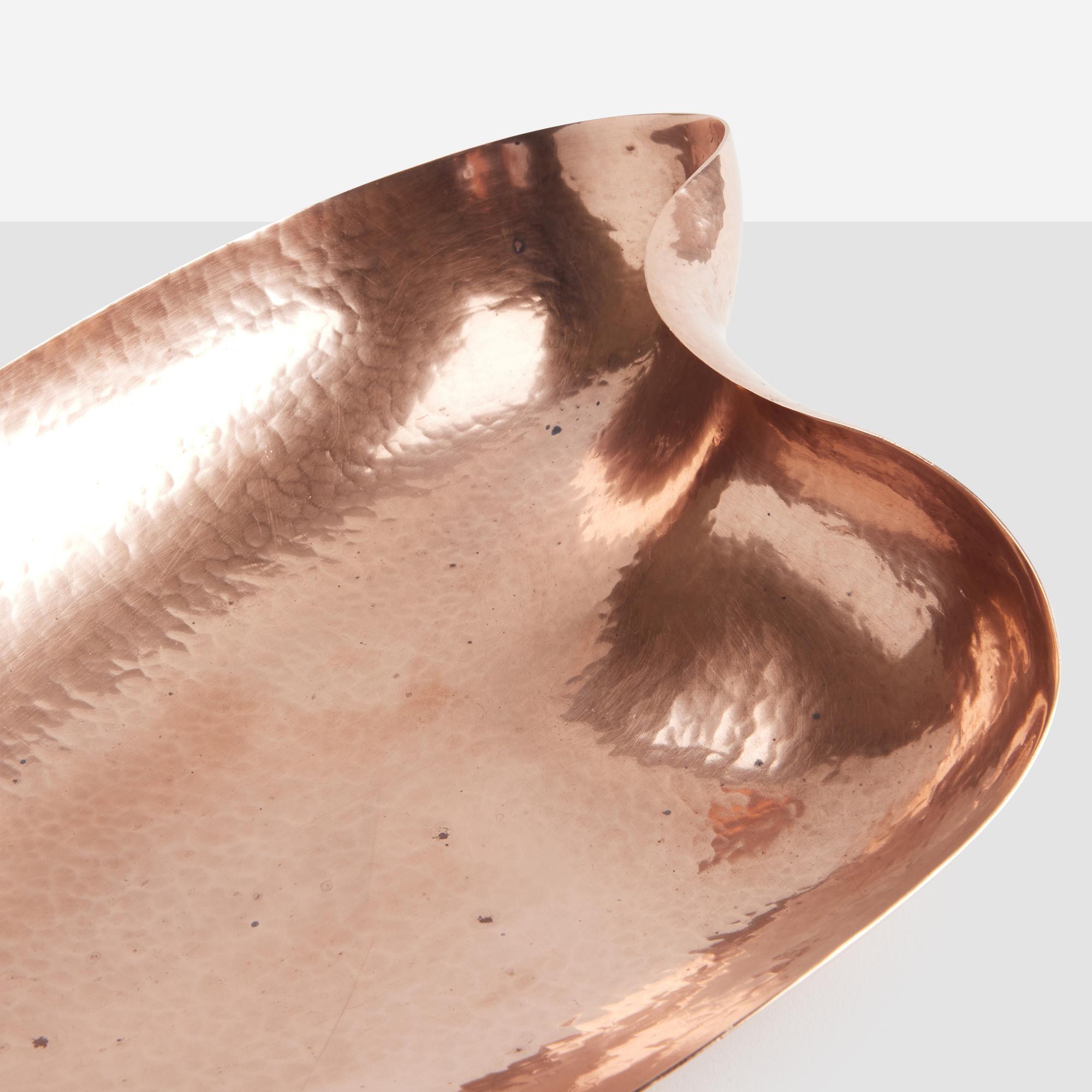 Piatto in rame a forma di foglia di Richard Rohac in vendita 6