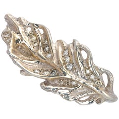 Feather Shaped Ring with Diamonds from d'Avossa Rêves d'Argent Collection