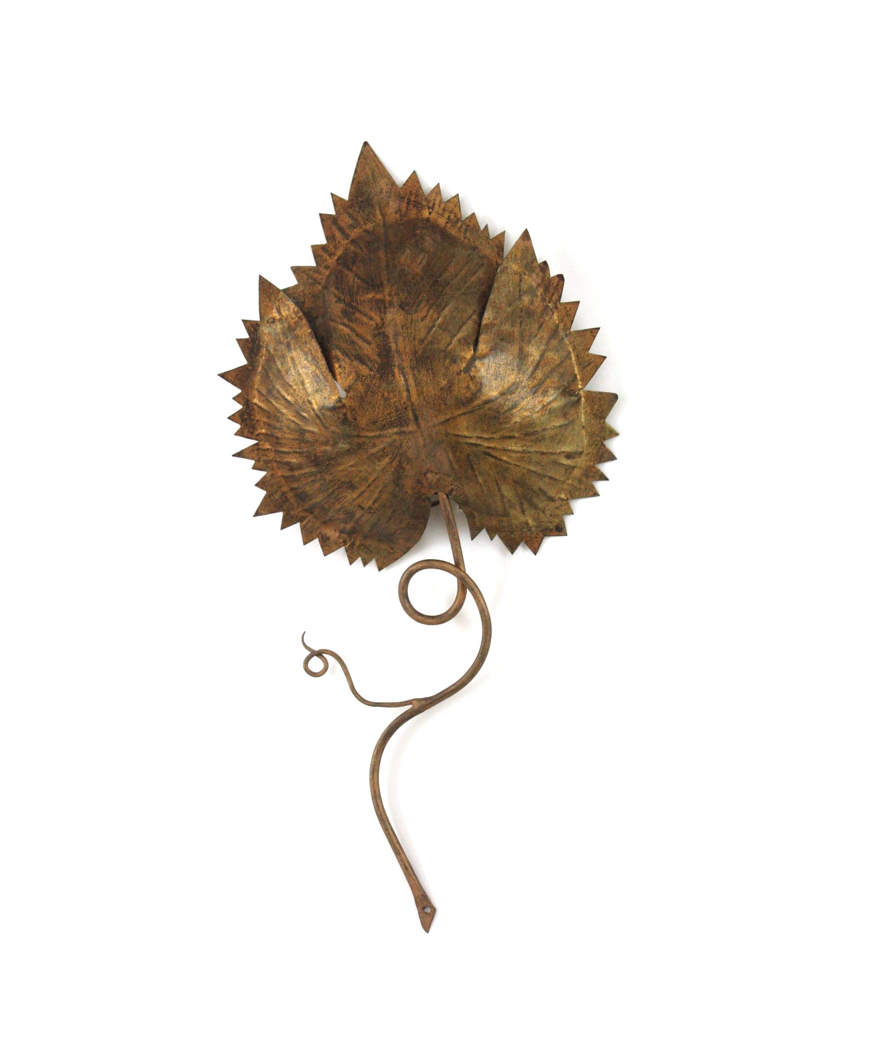 20th Century Leaf Shaped Wall Light / Wall Sculpture in Gilt Iron, Spain 1950s For Sale