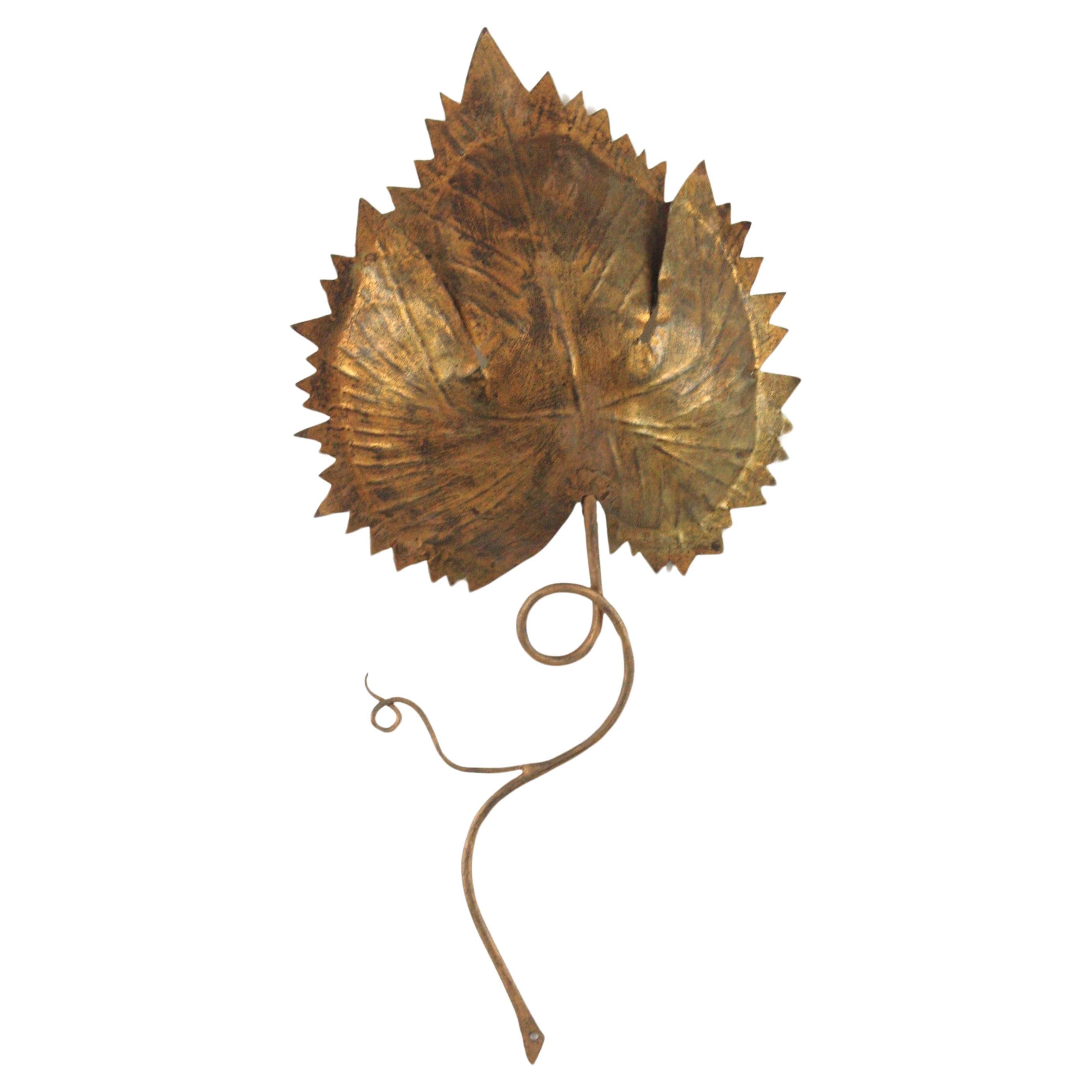 Leaf Shaped Wall Light / Wall Sculpture in Gilt Iron, Spain 1950s For Sale