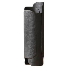 Vase court de Dan Yeffet pour la collection Particuliere