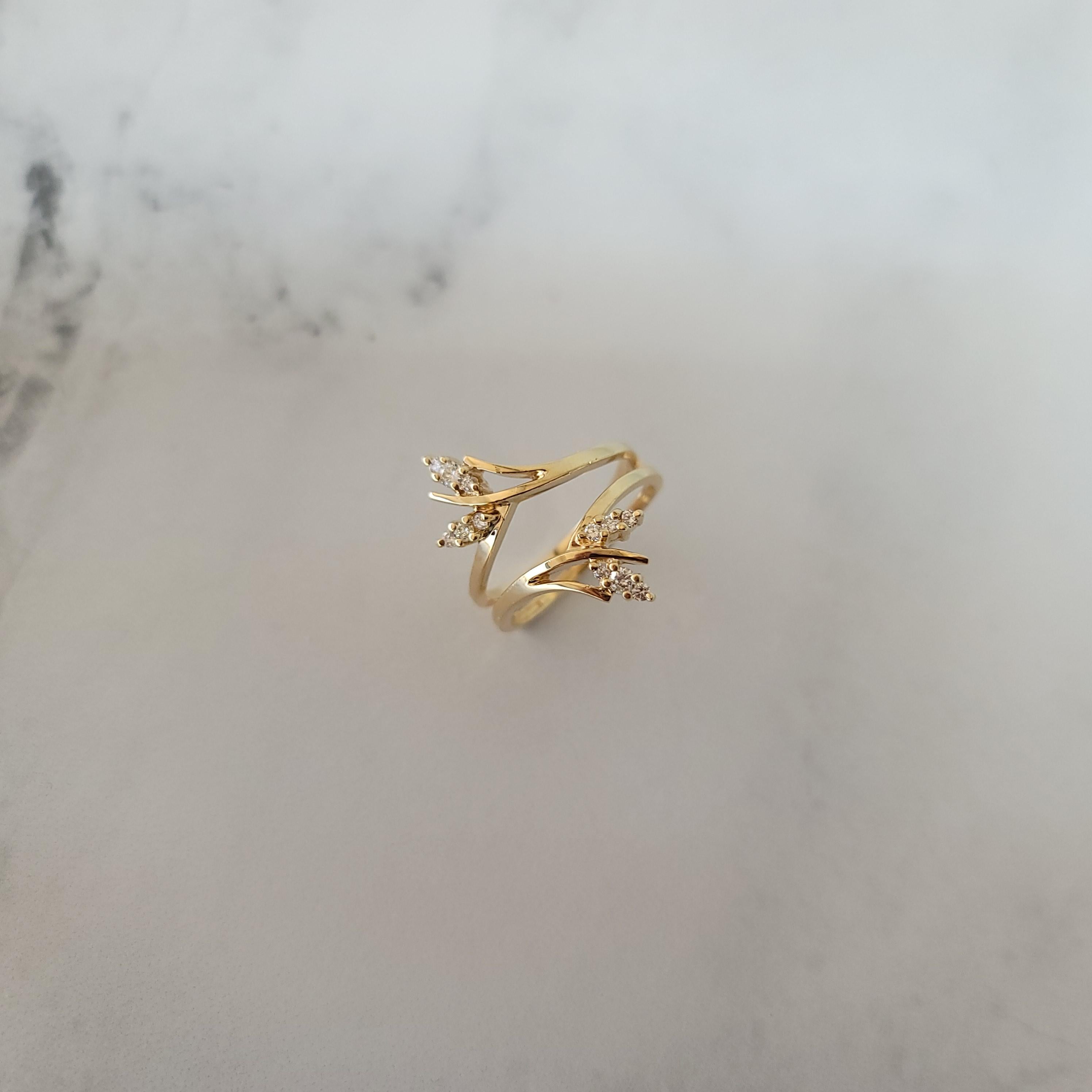 Leaf Style Diamond Ring Guard .33cttw 14k Yellow Gold In New Condition For Sale In Sugar Land, TX