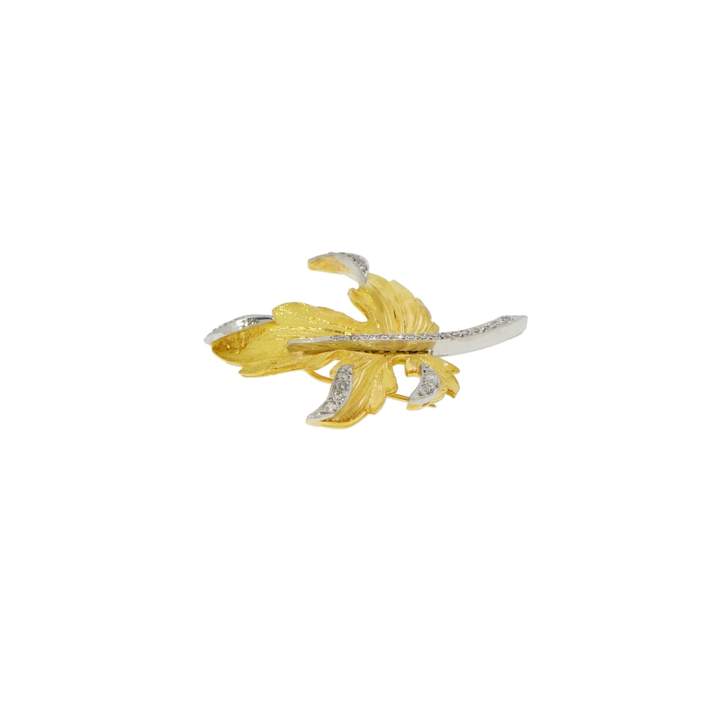 Round Cut Leaf with Diamond Yellow Gold Brooch