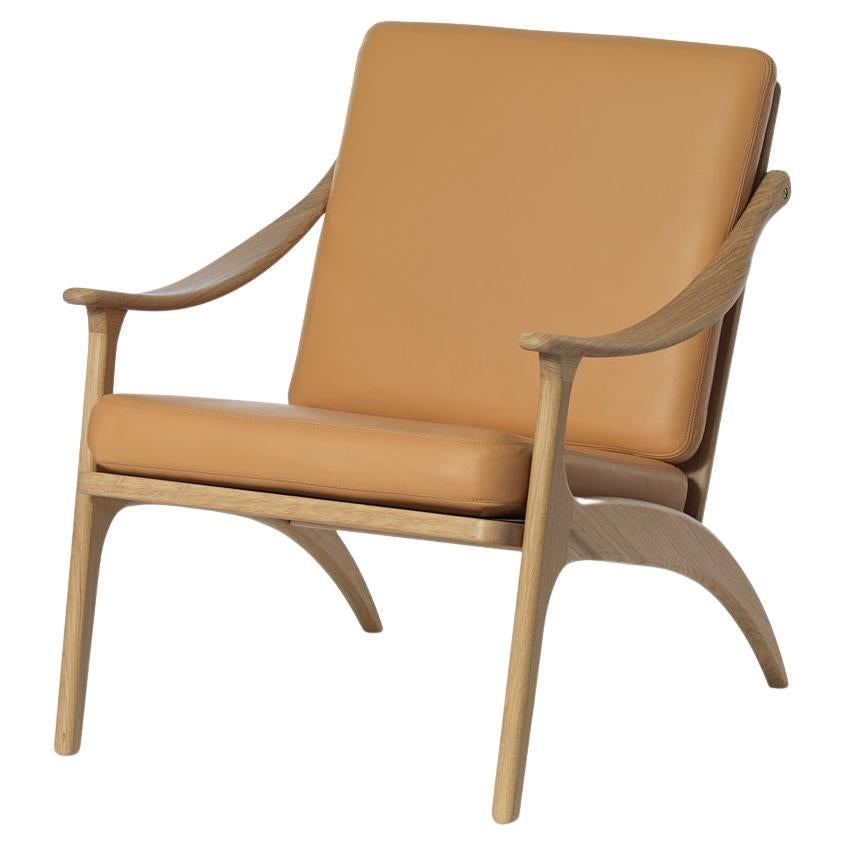 Lean Back Lounge Chair Soavé Teak Nature by Warm Nordic For Sale