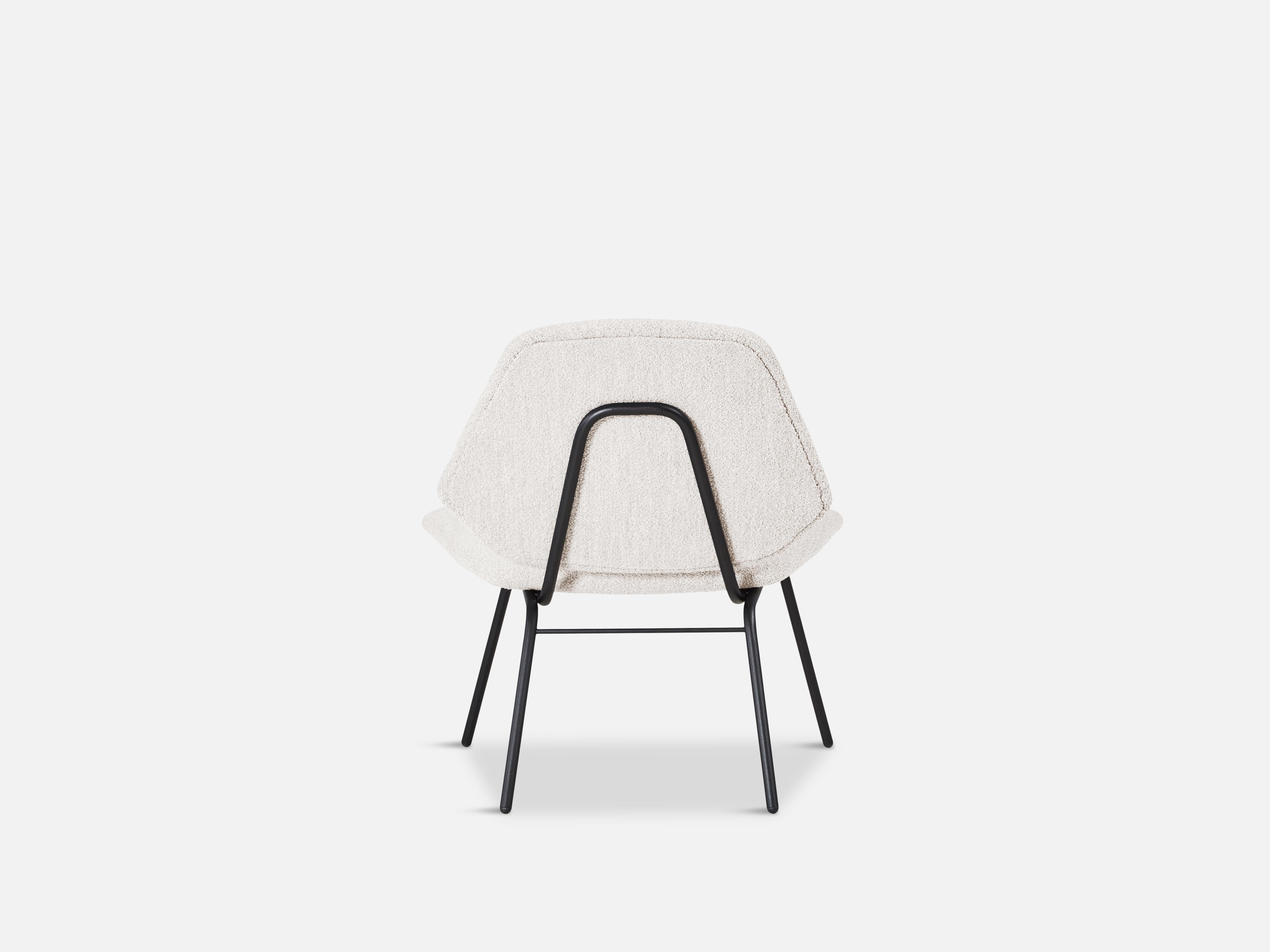 Post-Modern Lean Ivory Lounge Chair by Nur Design For Sale