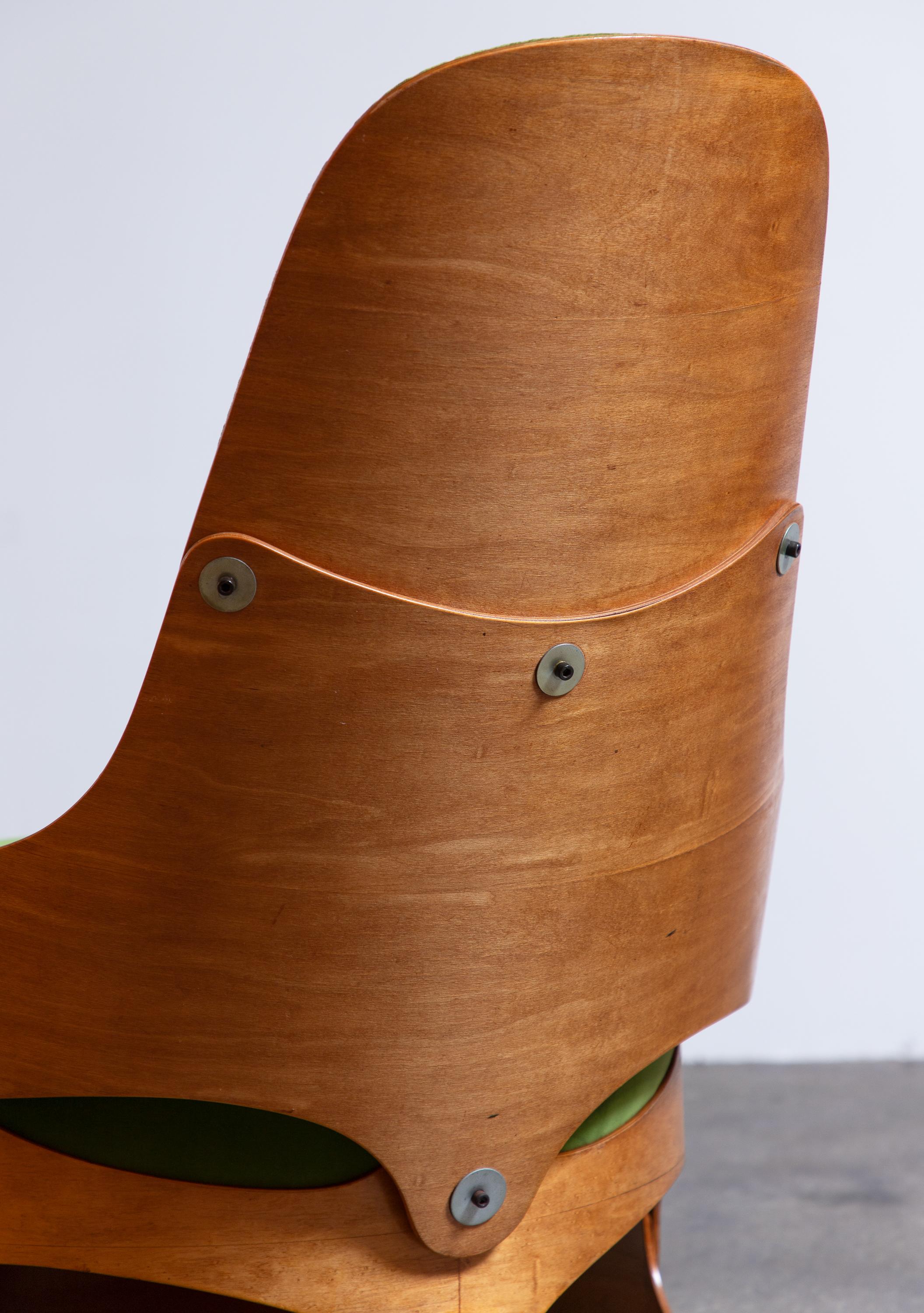Modernistischer gebogener Sperrholzstuhl von Leandre Poisson aus Schumacher-Samt, gepolstert im Angebot 5