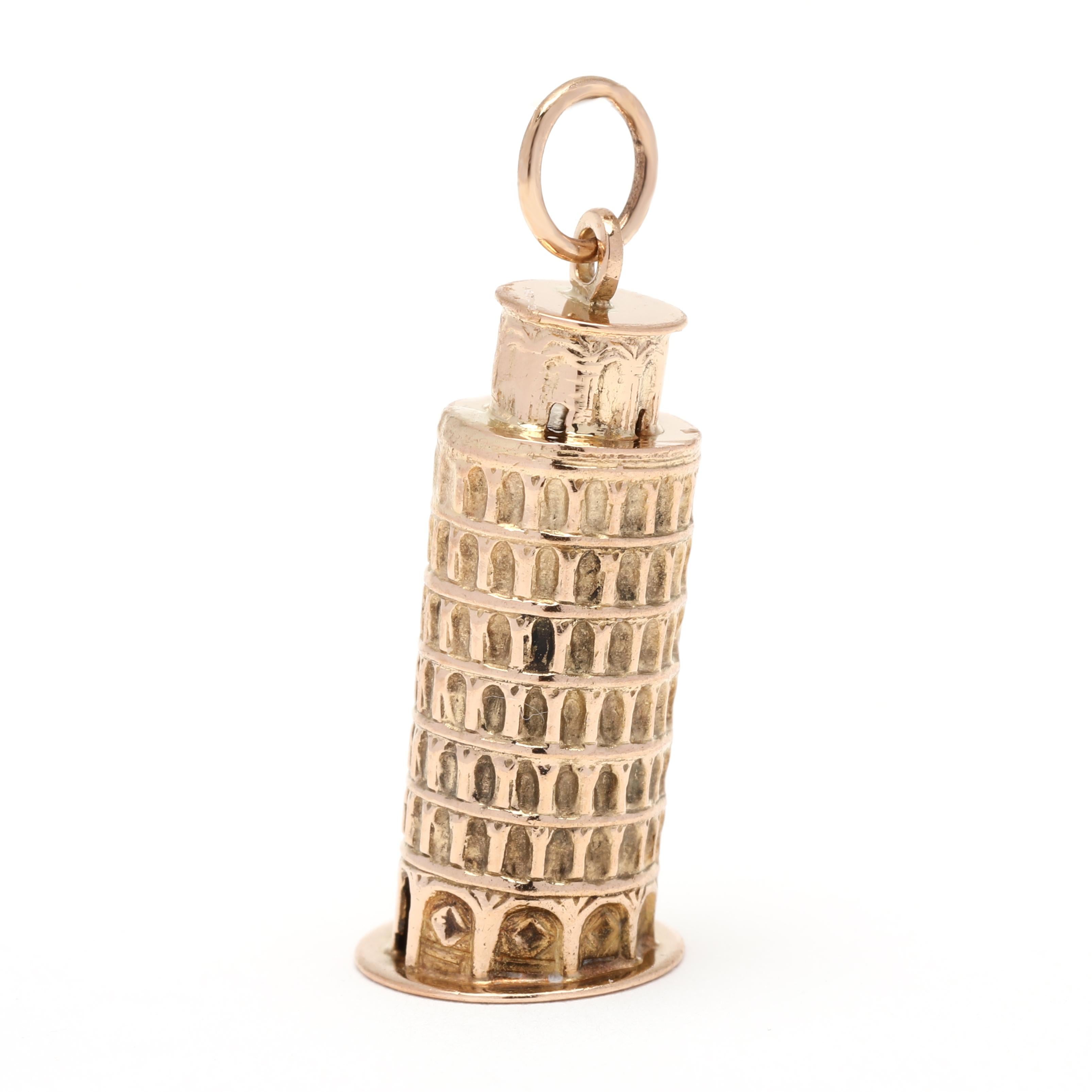 Leaning Tower of Pisa Charm, 18k Yellow Gold, Small Gold Leaning In Good Condition In McLeansville, NC