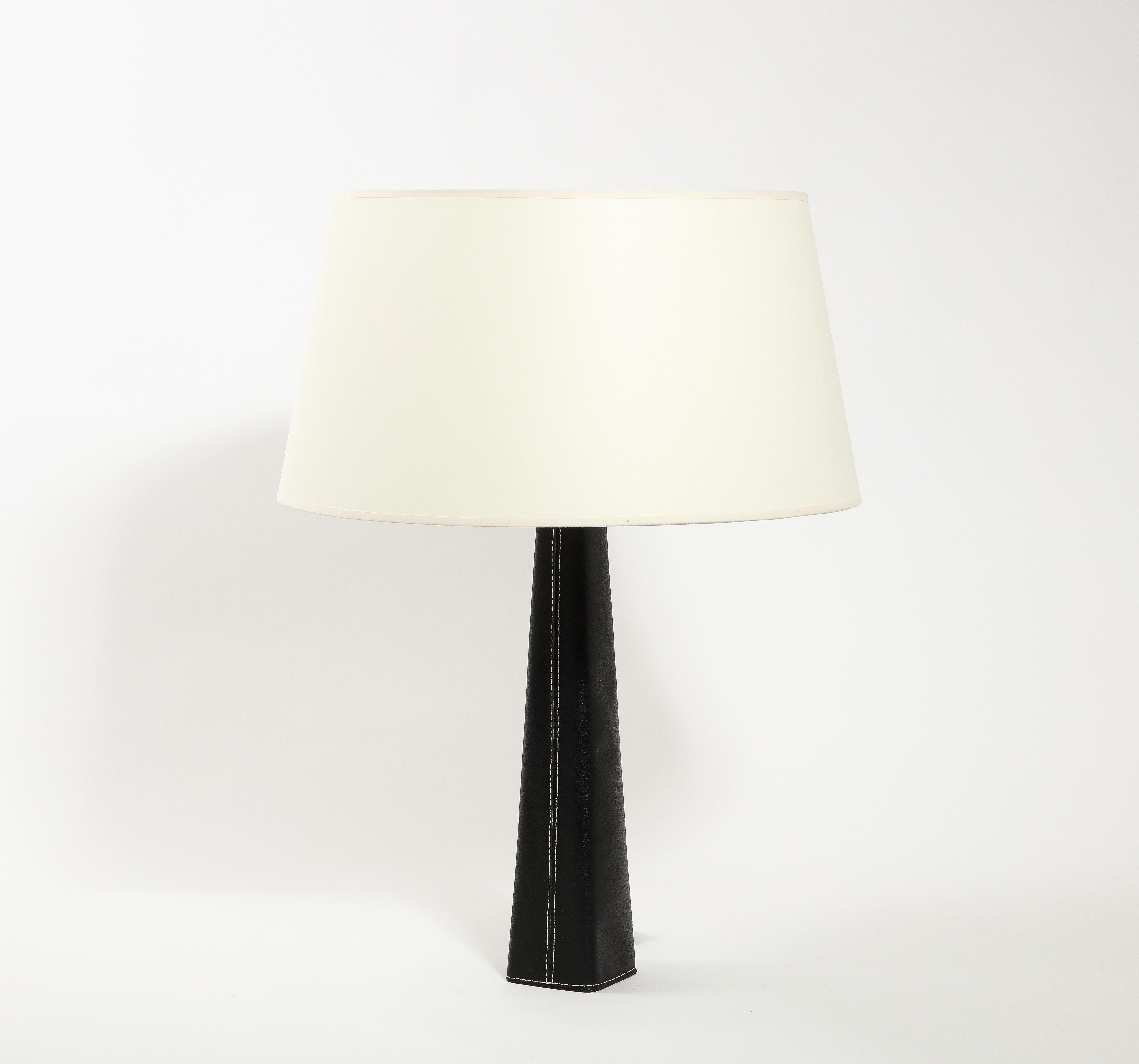 Learthe Covered Table Lamp by Metalarte, Spain 1970's For Sale 4