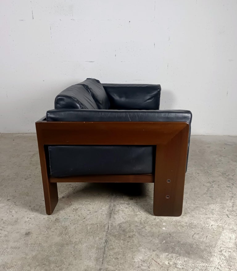 Leather 2 Seater Bastiano Sofa by Afra & Tobia Scarpa for Gavina 60s  1