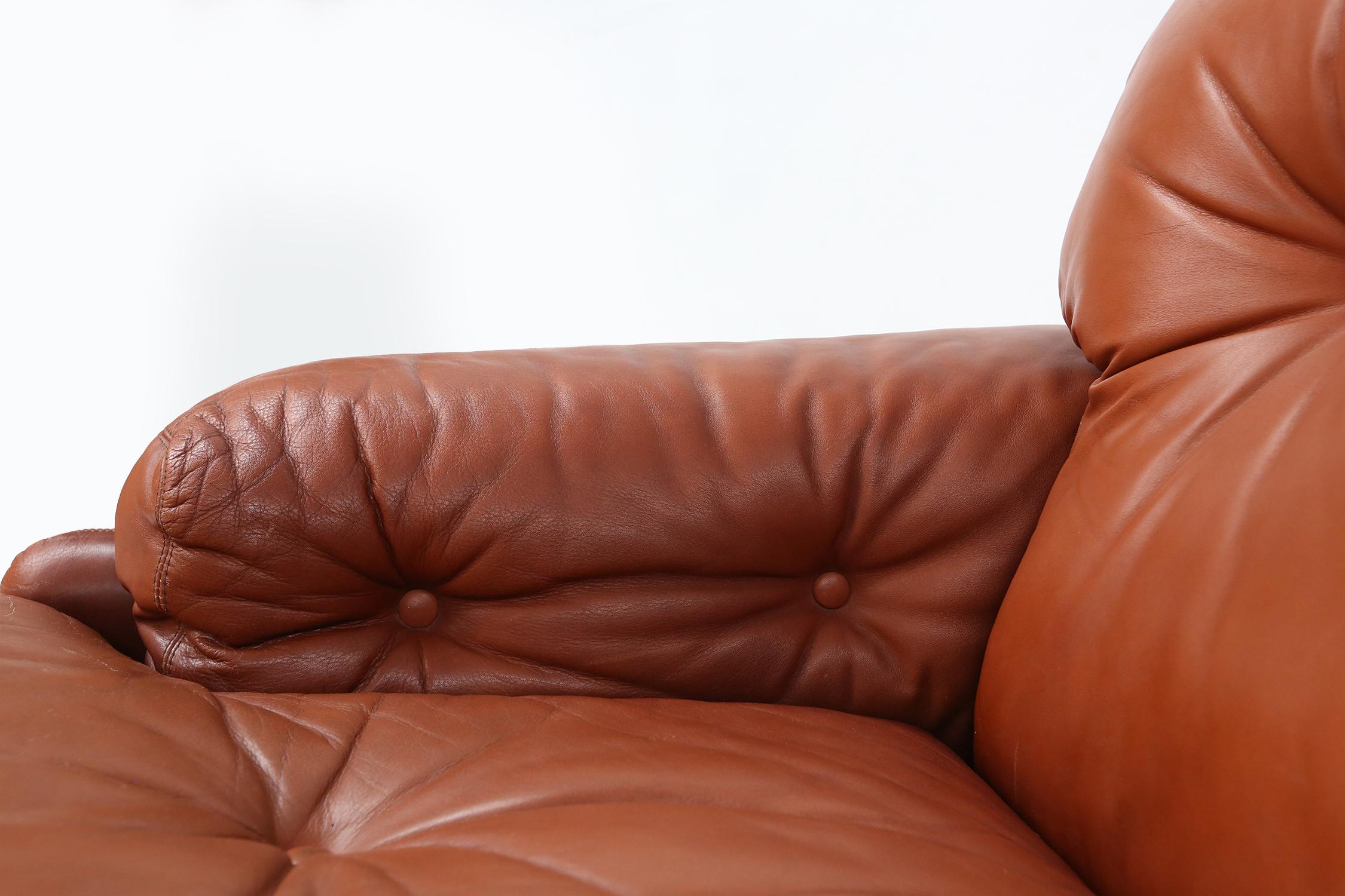 Leather 2-seater sofa Coronado by Tobia Scarpa for B&B Italia, Italy ca. 1960 For Sale 5