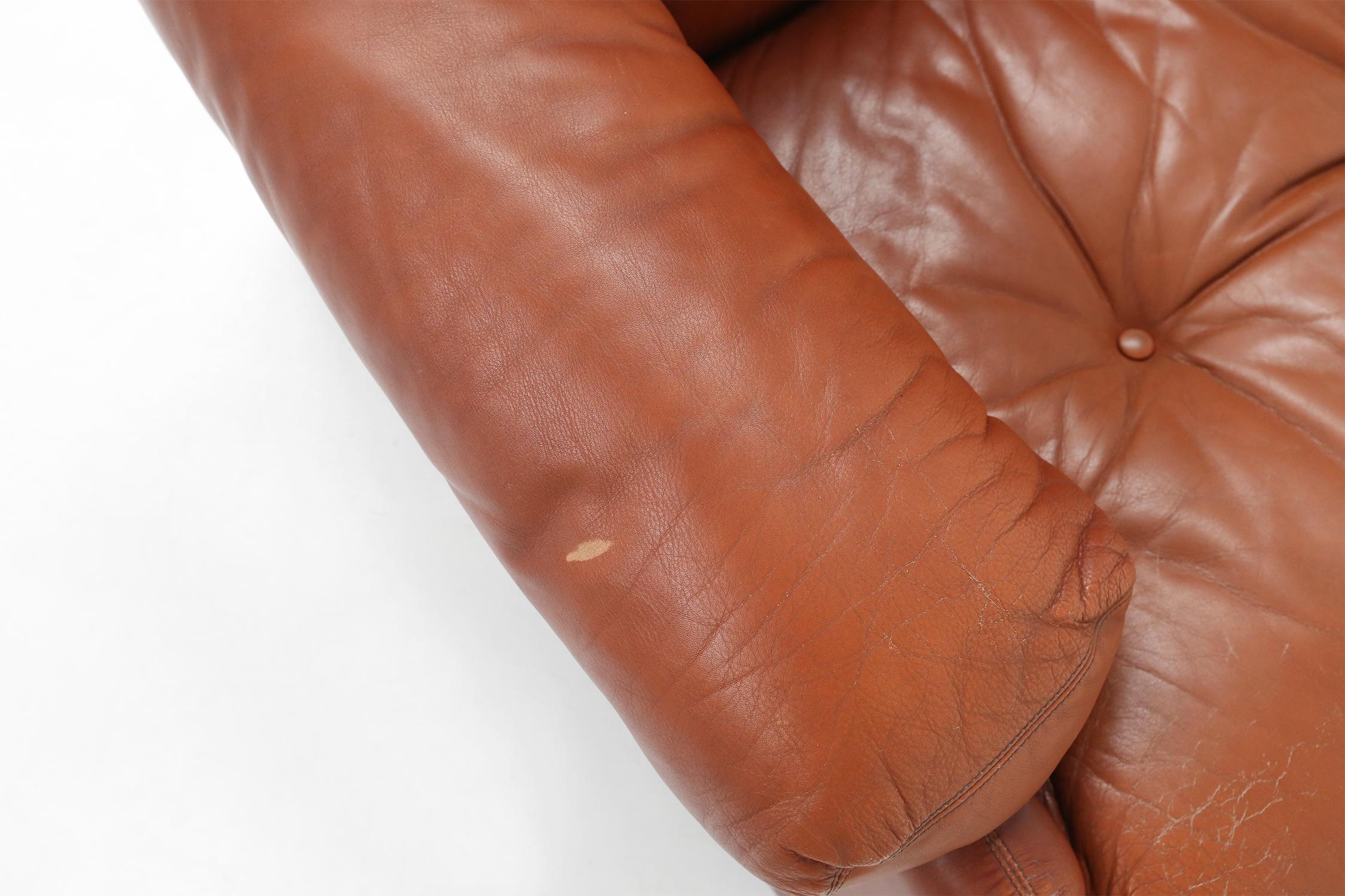 Leather 2-seater sofa Coronado by Tobia Scarpa for B&B Italia, Italy ca. 1960 For Sale 13