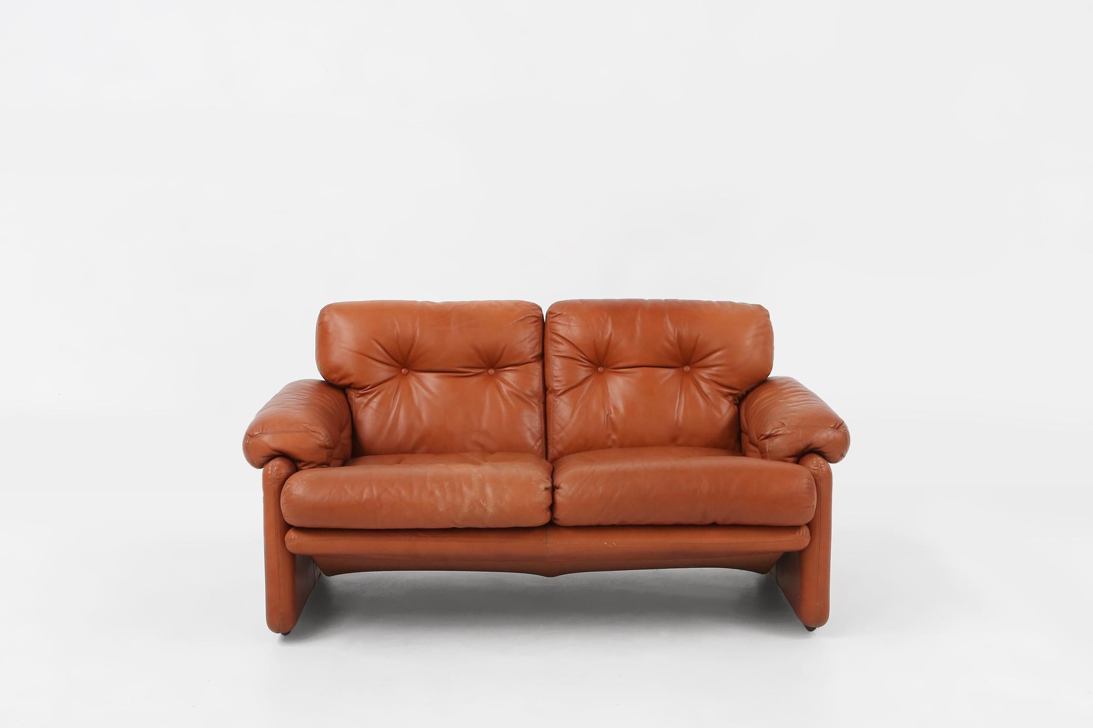 Mid-Century Modern Leather 2-seater sofa Coronado by Tobia Scarpa for B&B Italia, Italy ca. 1960 For Sale