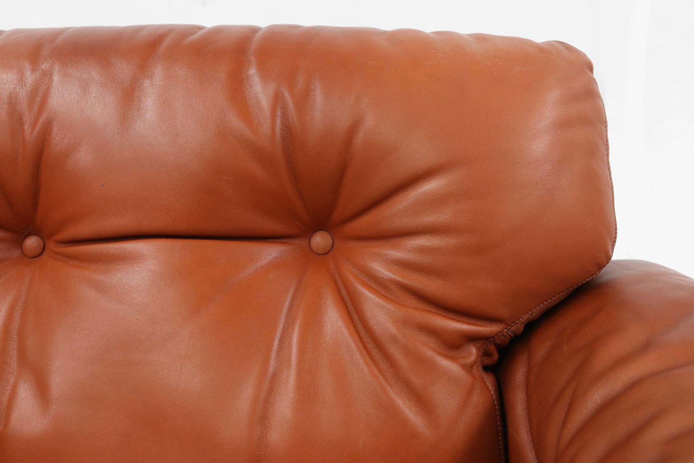 Leather 2-seater sofa Coronado by Tobia Scarpa for B&B Italia, Italy ca. 1960 For Sale 1