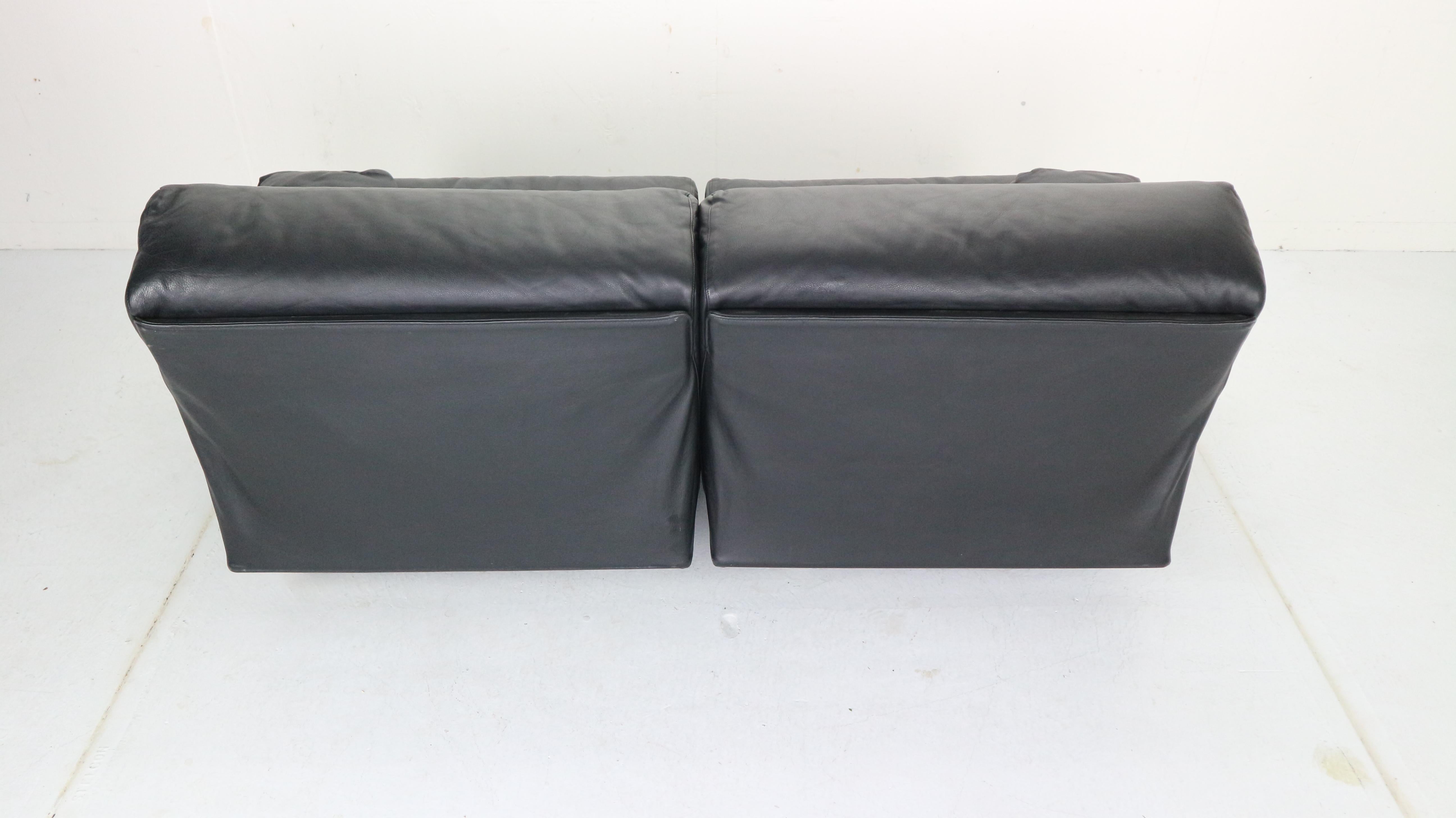 Late 20th Century Leather 2-Seat Sofa 