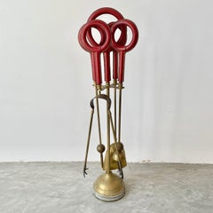 Set da camino in pelle e ottone di Jacques Adnet, anni '50