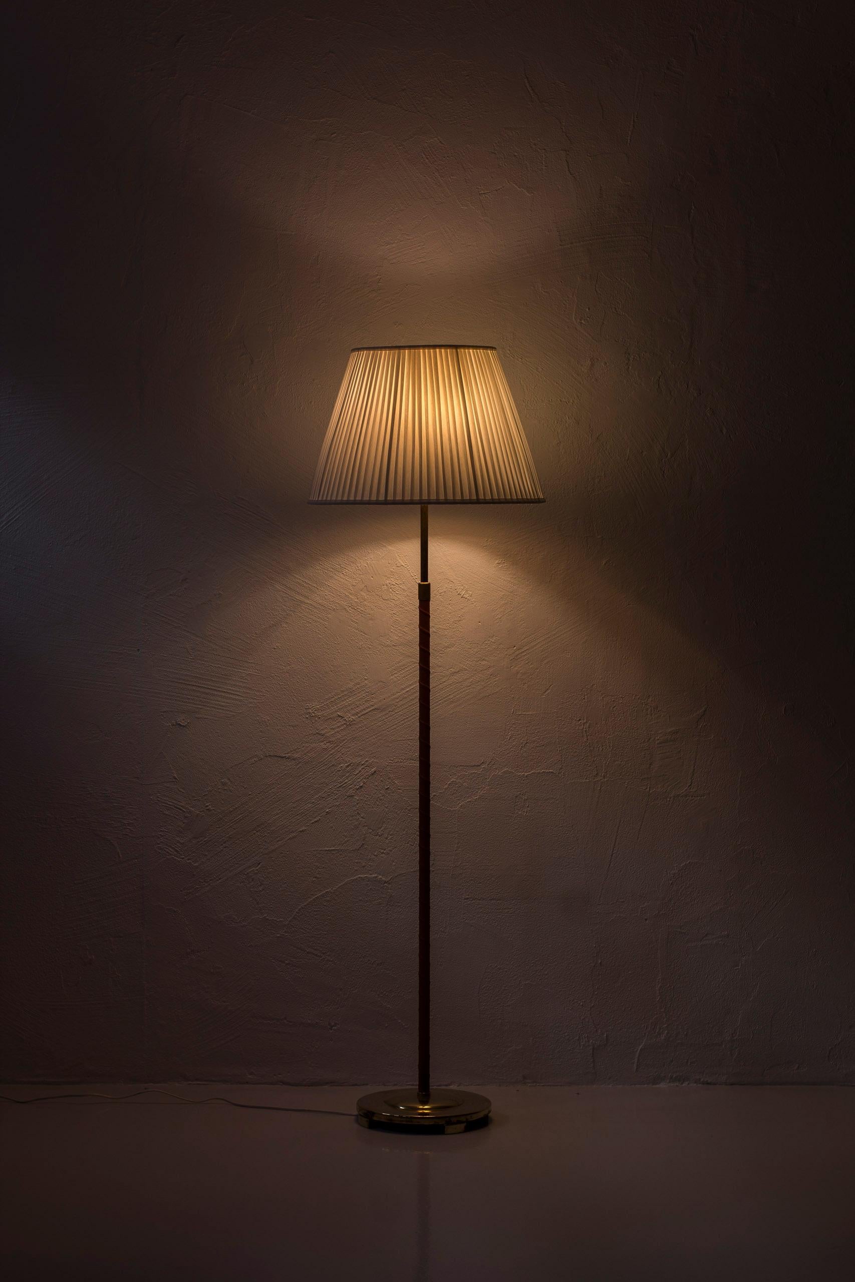 Leather and Brass Floor Lamp by Bertil Brisborg for NK, Sweden, 1940s For Sale 1