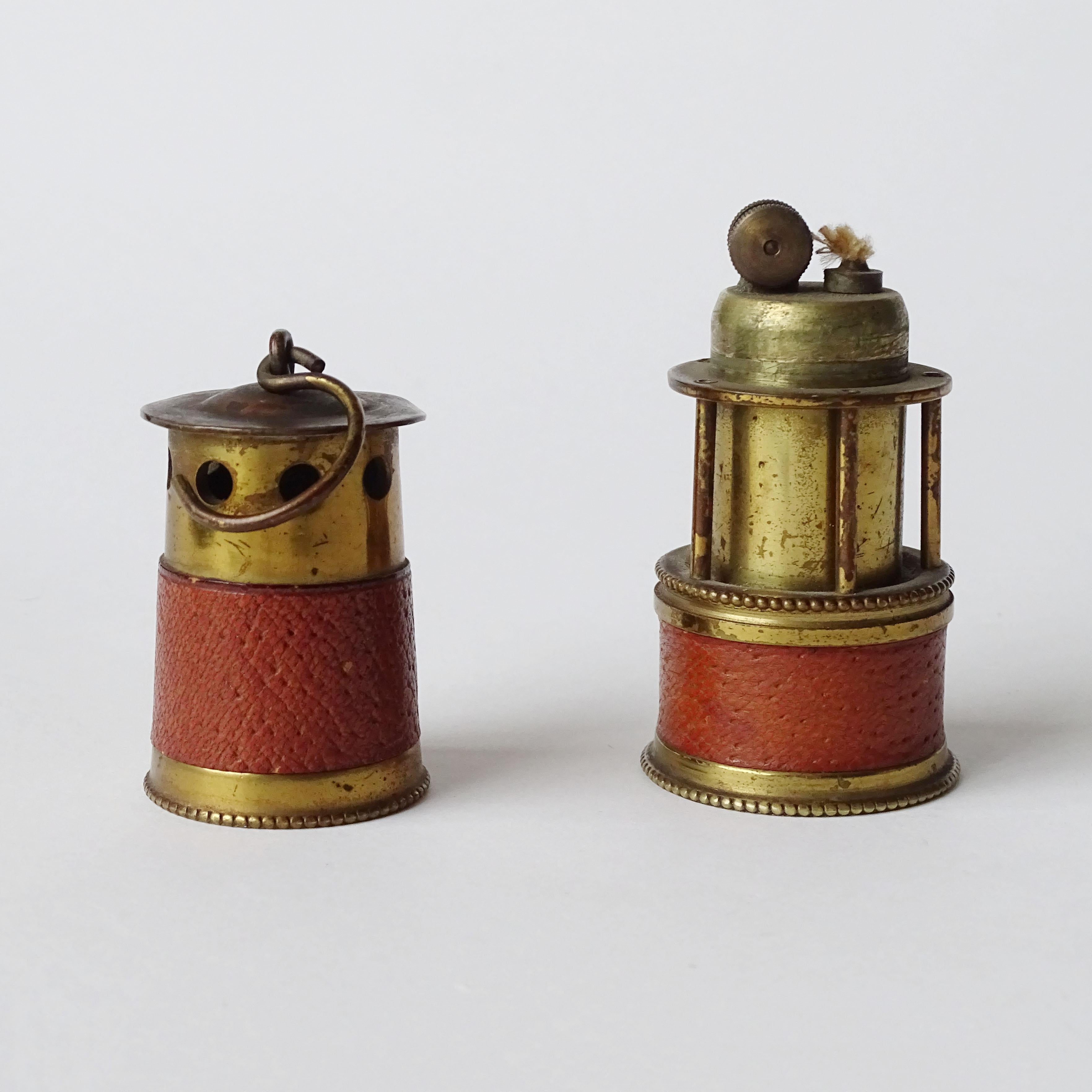 Leather and Brass Miners Lamp Shaped Table Lighter, France 1960s In Good Condition For Sale In Milan, IT
