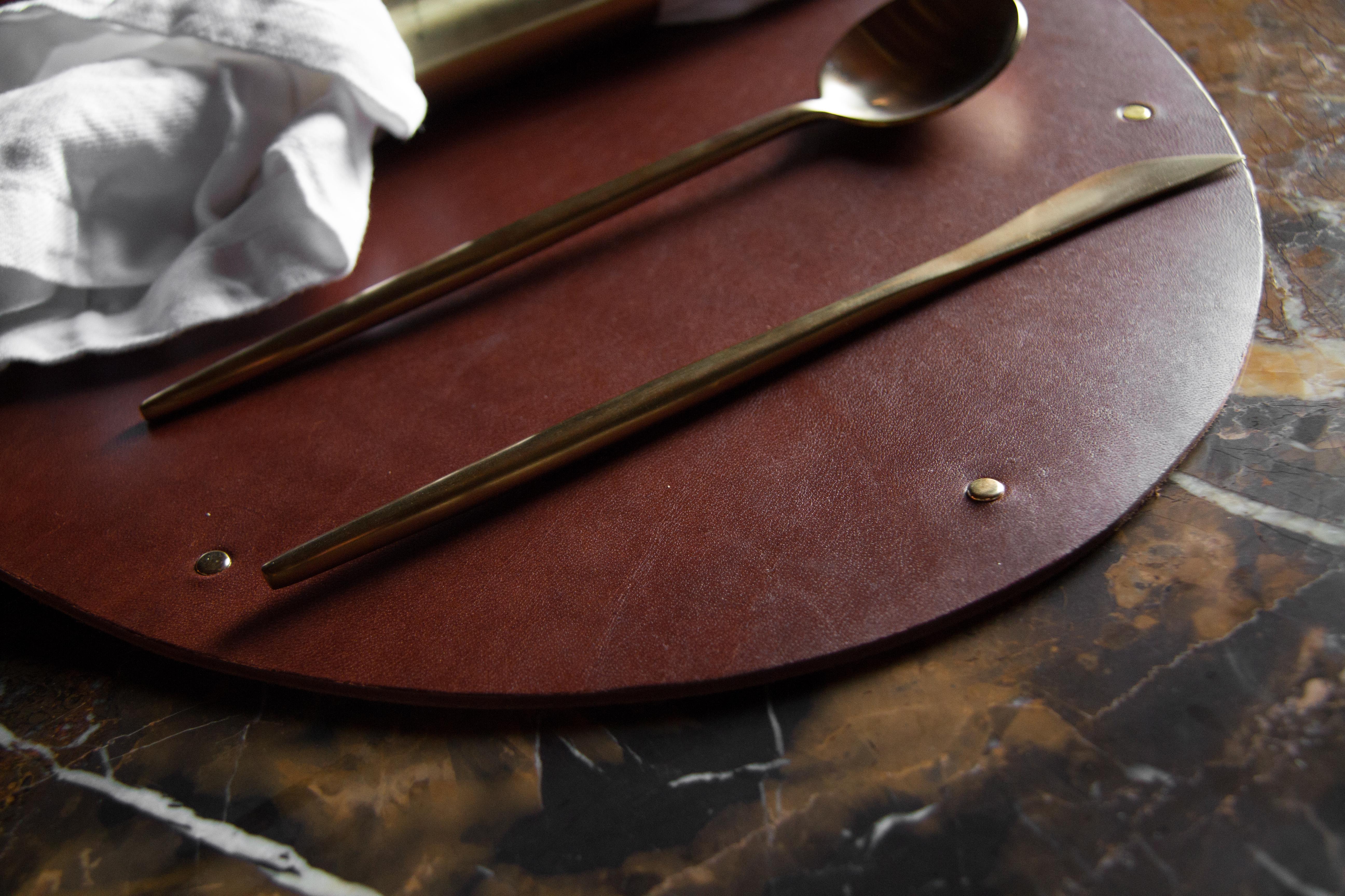 Modern Leather and Brass Placemat Set (Set of 4) Brown For Sale