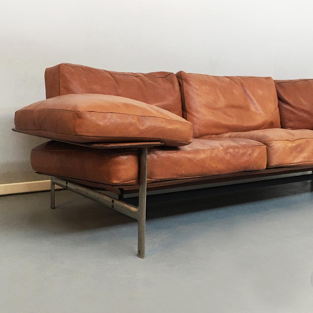 Late 20th Century Leather and Burnished Steel Sofa Diesis by Antonio Citterio for B&B Italia, 1979