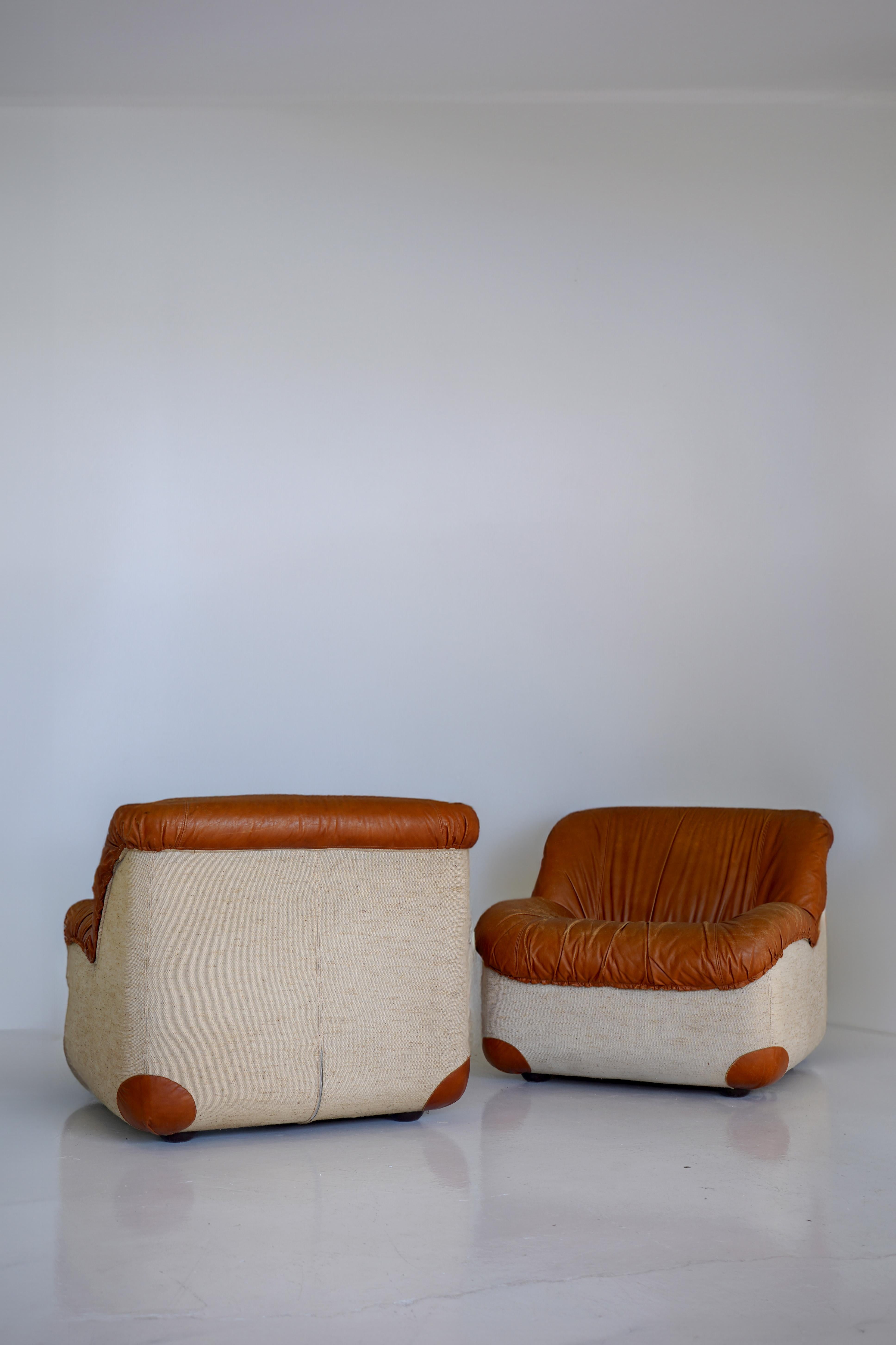 Leather and Canvas Caprice Chairs, Henning Korch for Swan, Italy 1970s In Good Condition In Las Vegas, NV