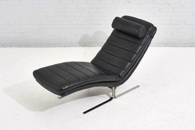 Leather and Chrome Chaise Lounge Brayton International, 1970 In Good Condition For Sale In Chicago, IL