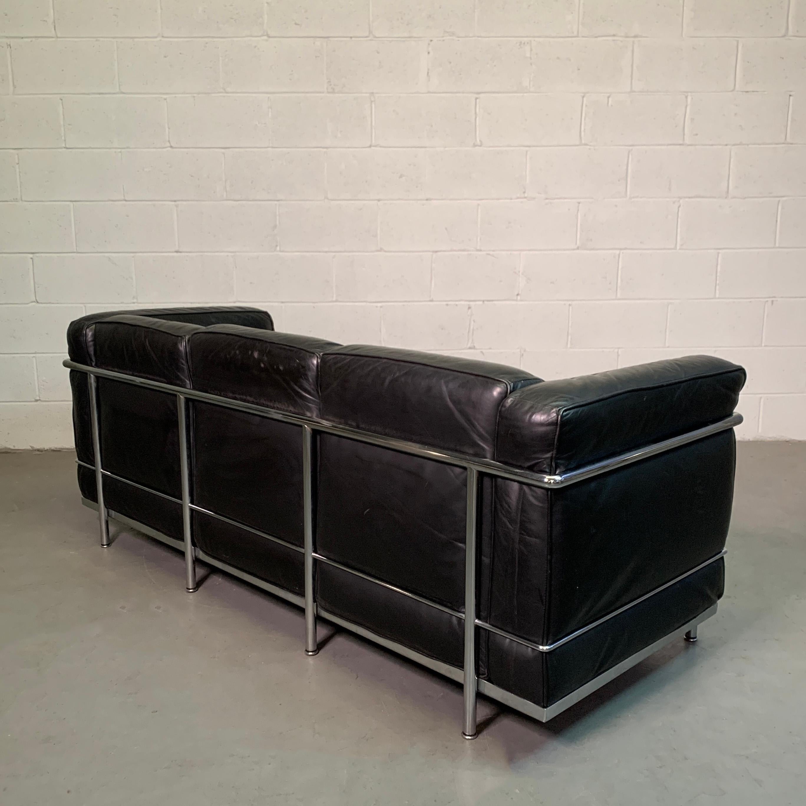 Mid-Century Modern Leather and Chrome Three Seat LC2 Sofa by Le Corbusier for Cassina For Sale