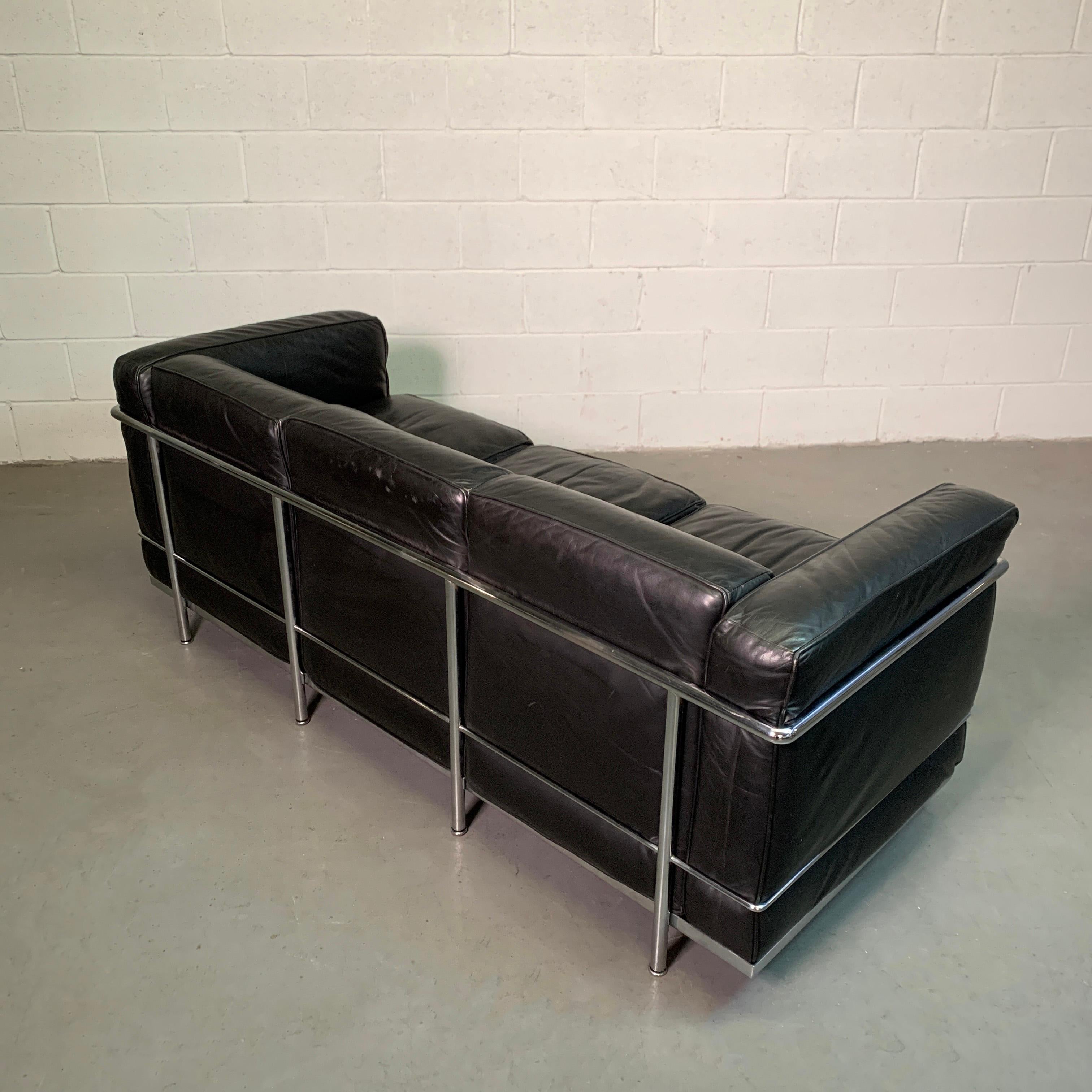 20th Century Leather and Chrome Three Seat LC2 Sofa by Le Corbusier for Cassina For Sale