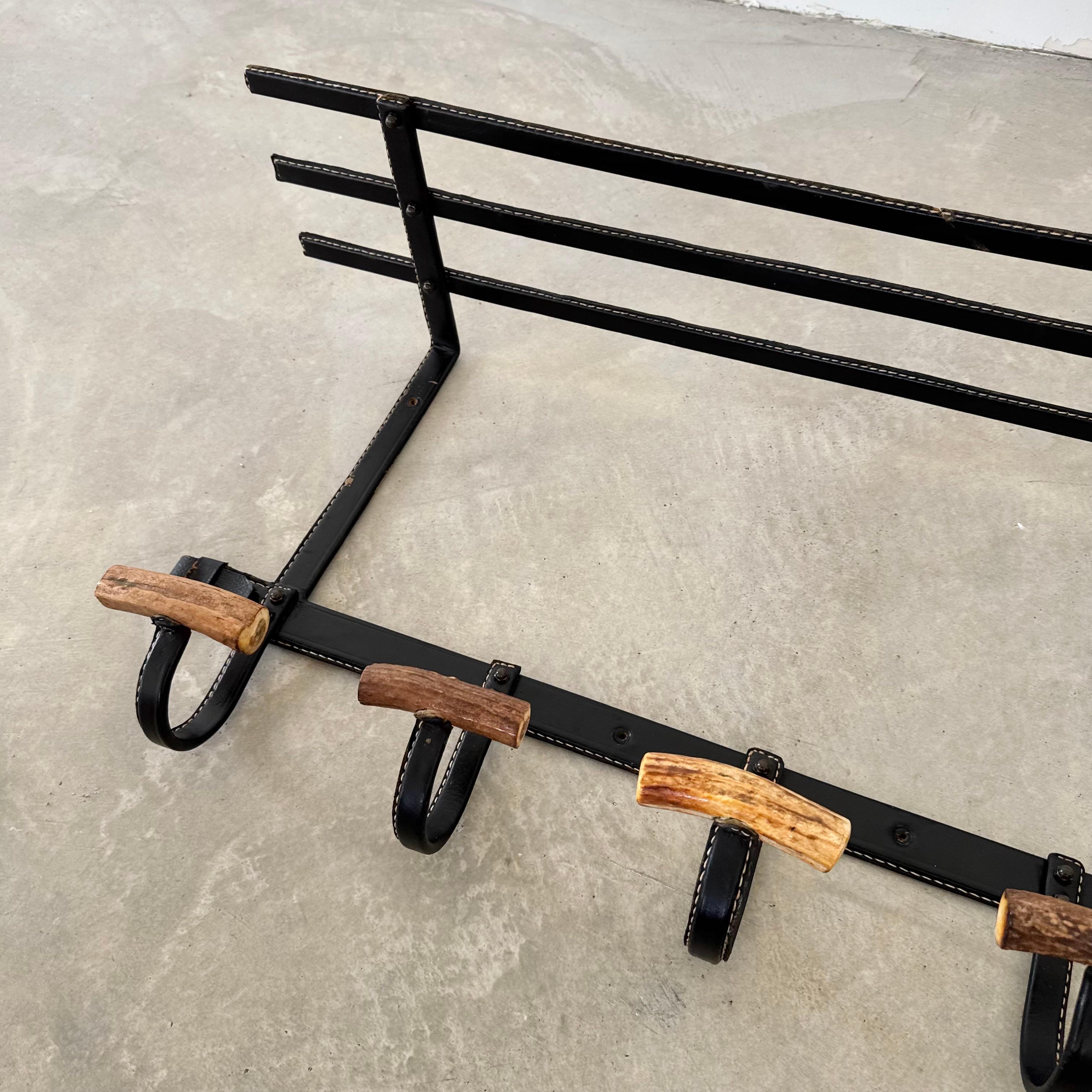 Mid-20th Century Leather and Horn Coat Rack by Jacques Adnet, 1950s France For Sale
