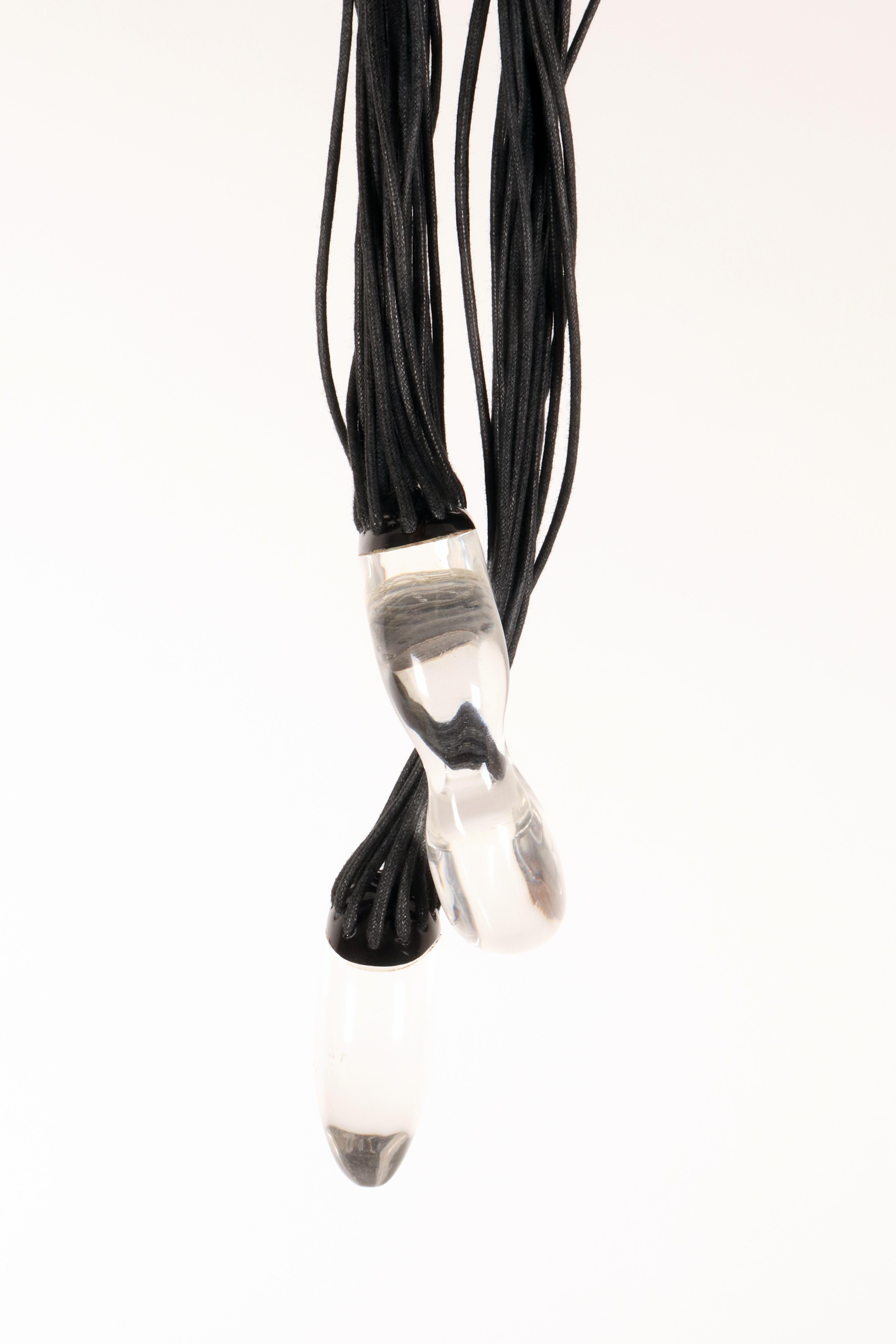 Collier de bijoux fantaisie en cuir et lucite par Trifari, États-Unis, années 1950. en vente 4